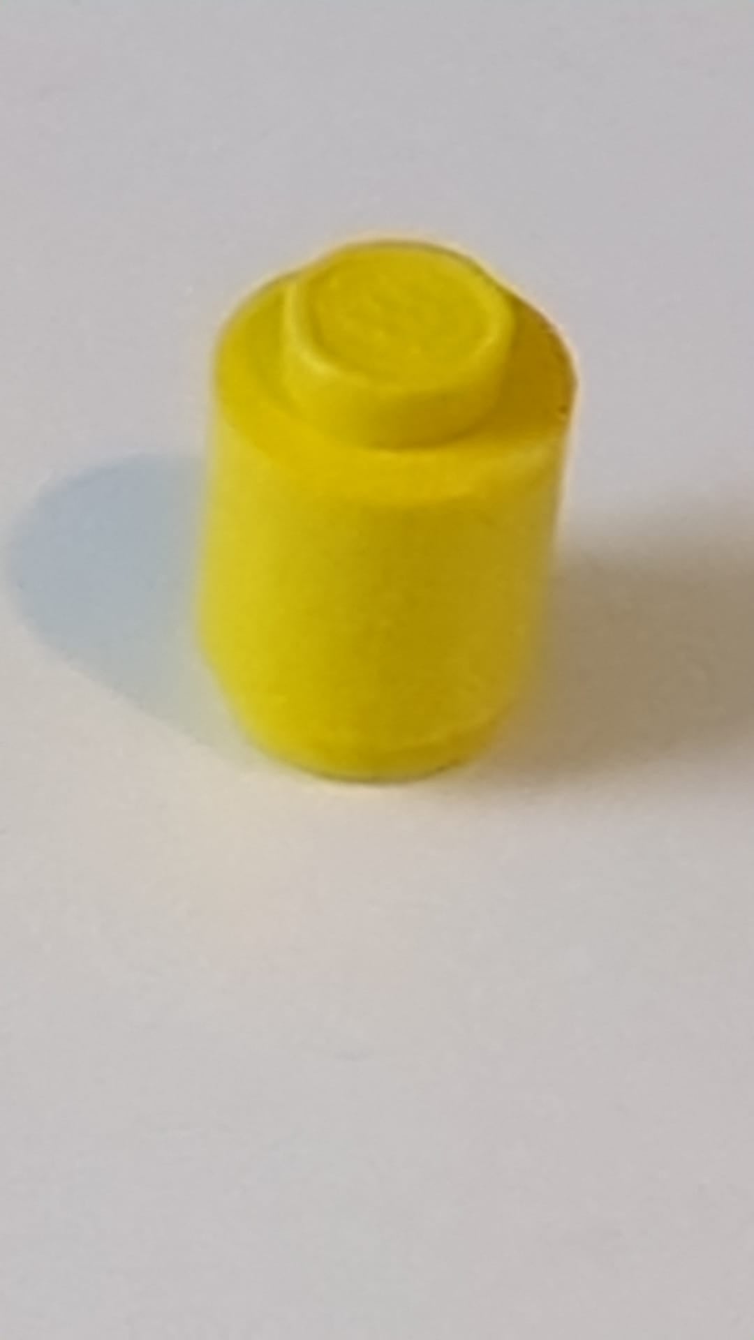 1x1 Stein rund - Massiver Noppenstein, Unterkante gelb