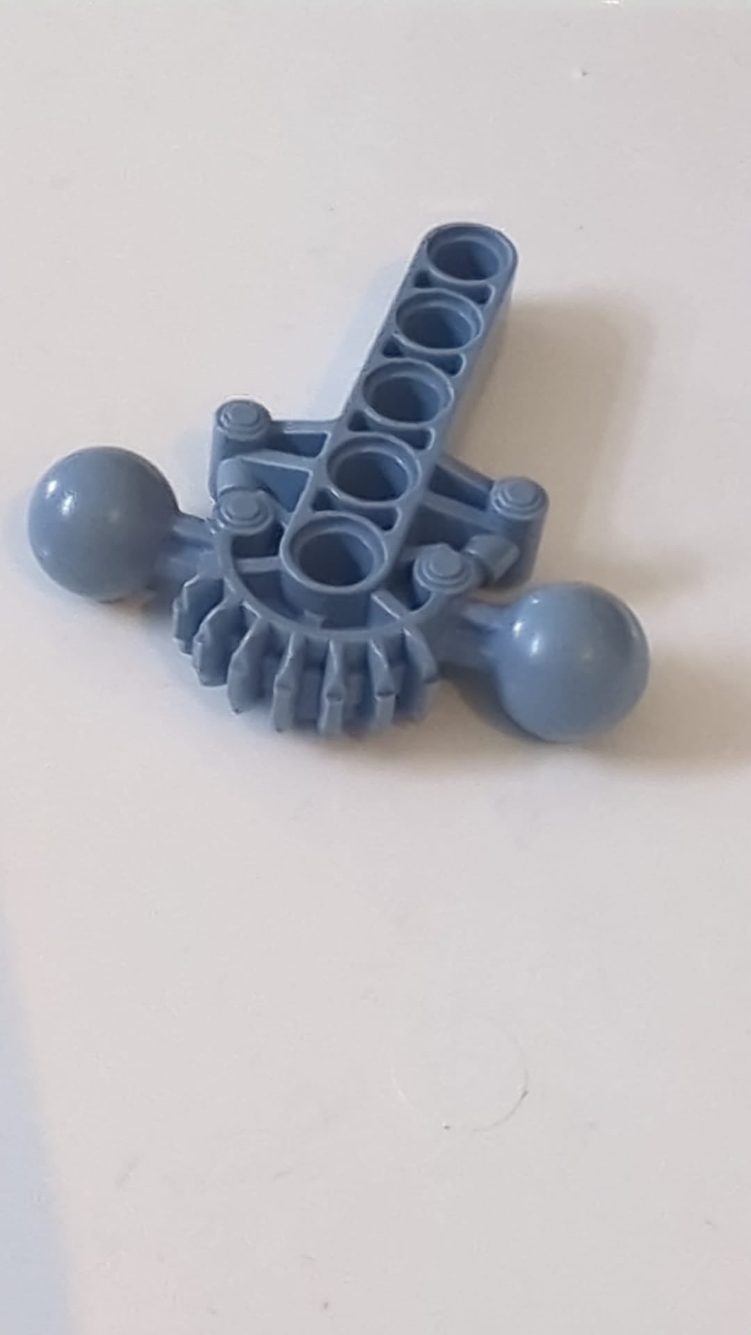 Bionicle-Hüfte/Unterkörper mit 2 Kugelgelenken und 7-Zahn-Halbzahnrad sandblau