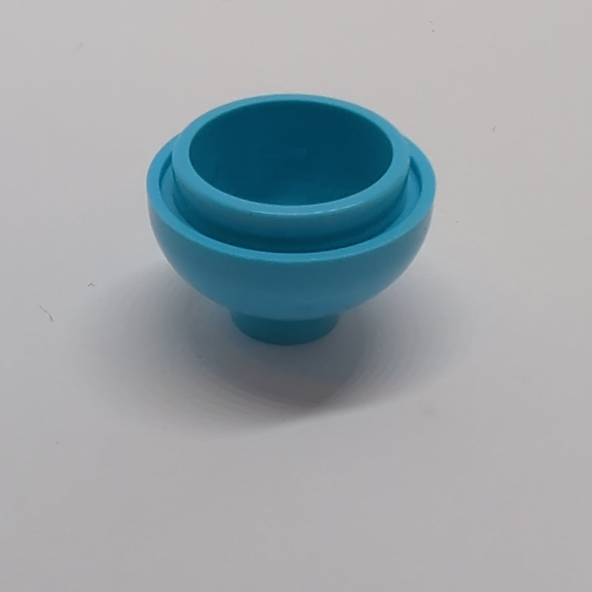 NEU Stein, rund 2 x 2 Kuppel Unterseite azur (medium)