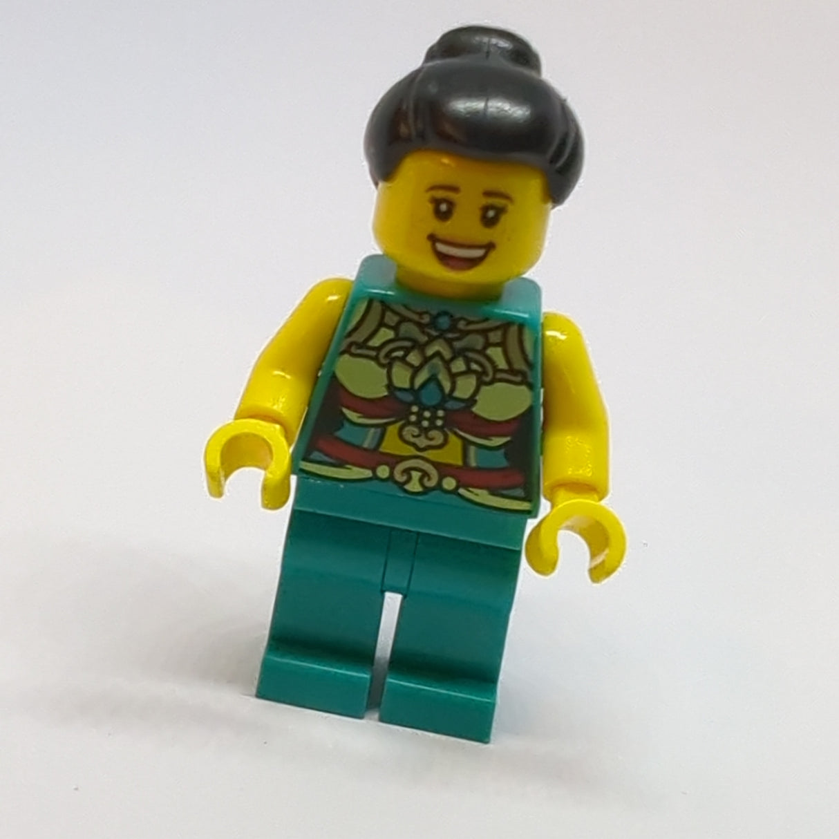 NEU Minifigur chin. Neujahr Parade Teilnehmer - Musiker, weiblich, schwarzer Dutt hol313