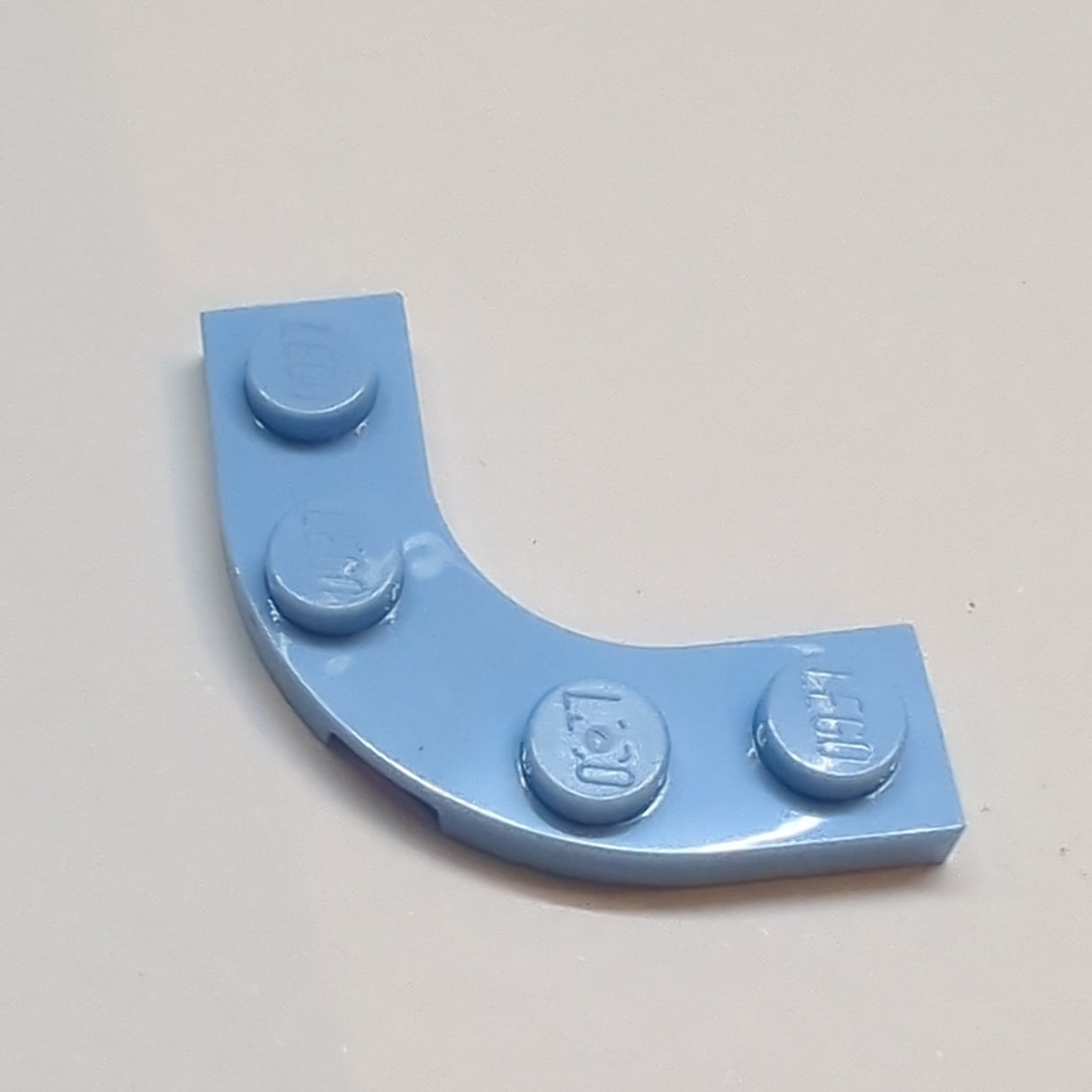 NEU Platte, rund Ecke 3 x 3 mit 2 x 2 Ausschnitt, hellblau