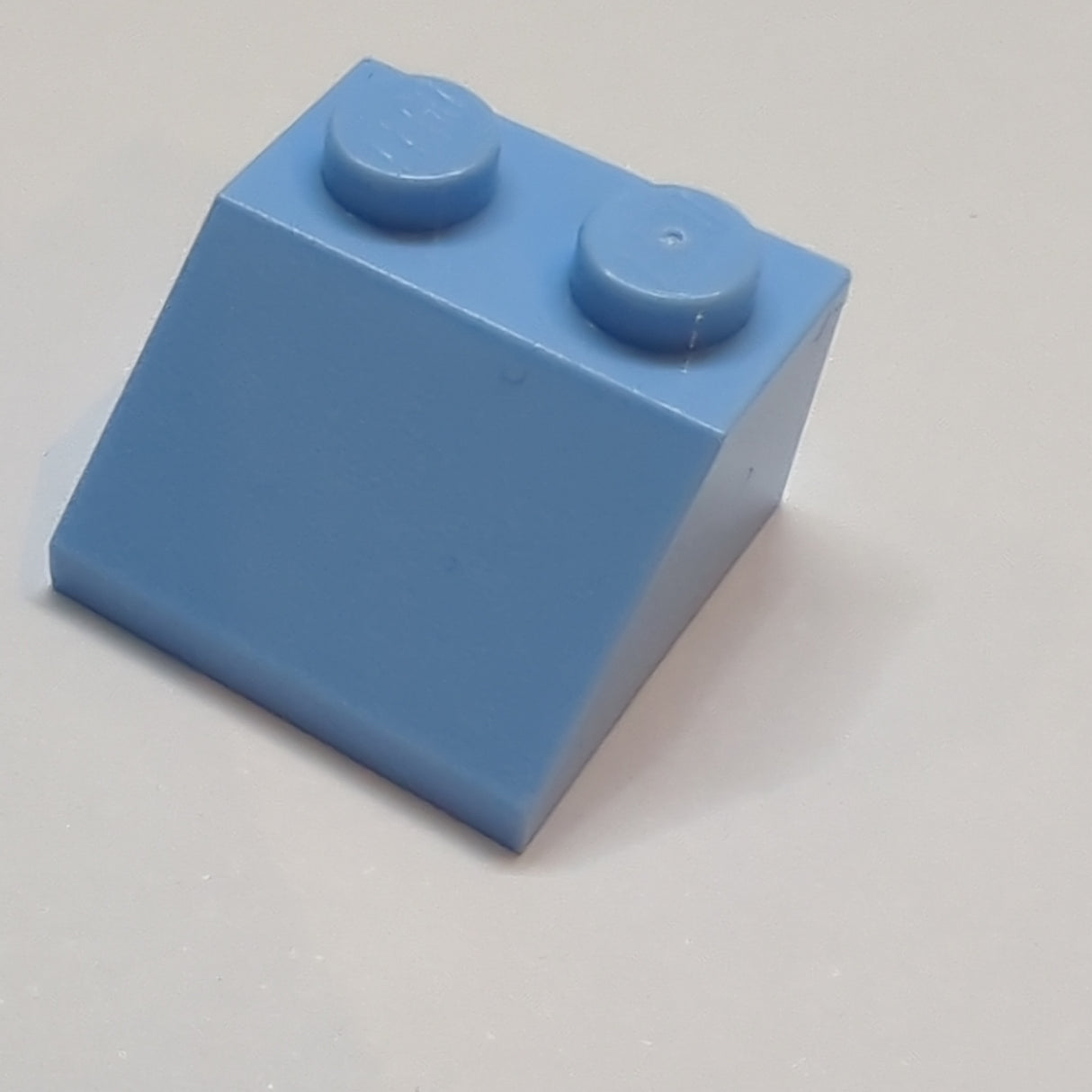 NEU Schrägstein 45 2 x 2 hellblau