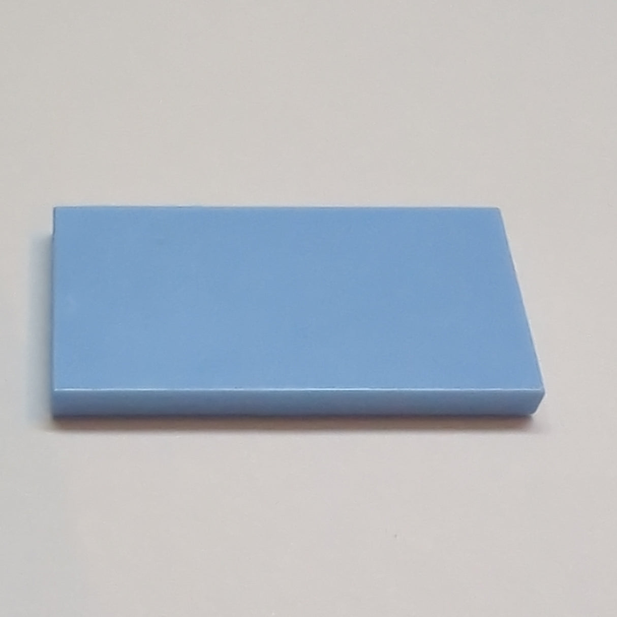 NEU Tile 2 x 4 hellblau bright light blue