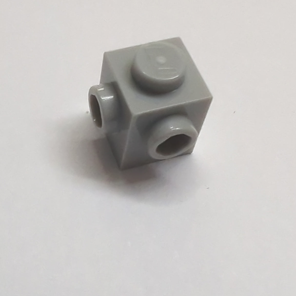 NEU Stein, Modifiziert 1 x 1 mit Noppen an 2 Seiten, nebeneinander neuhellgrau