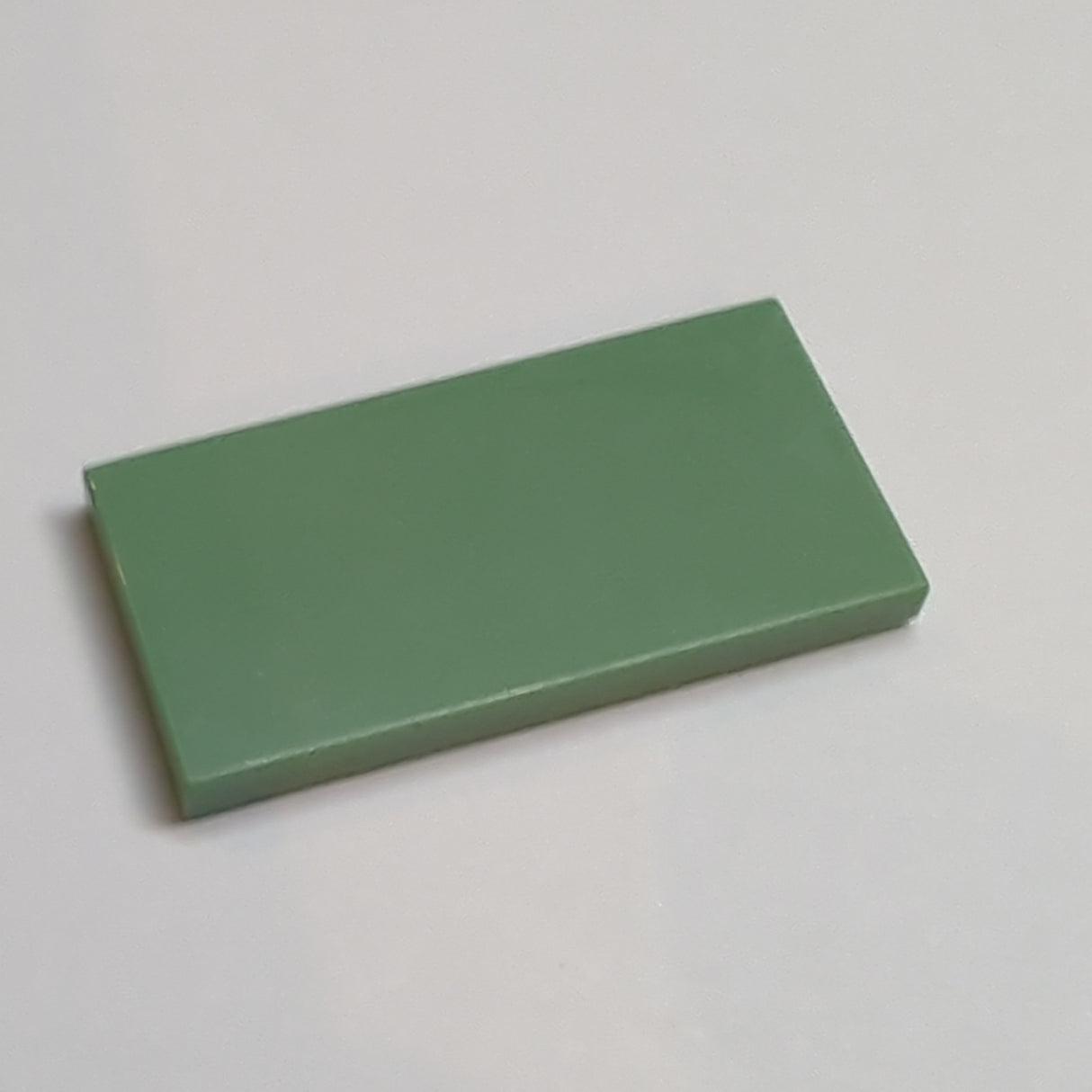 NEU Tile 2 x 4 sandgrün sand green
