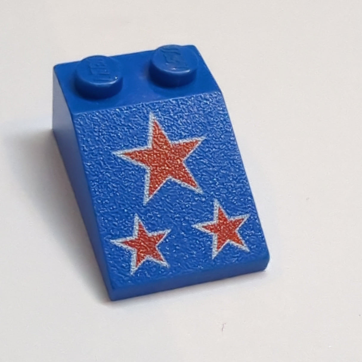 2x3 Dachstein 25° bedruckt with Red Stars Pattern blau blue