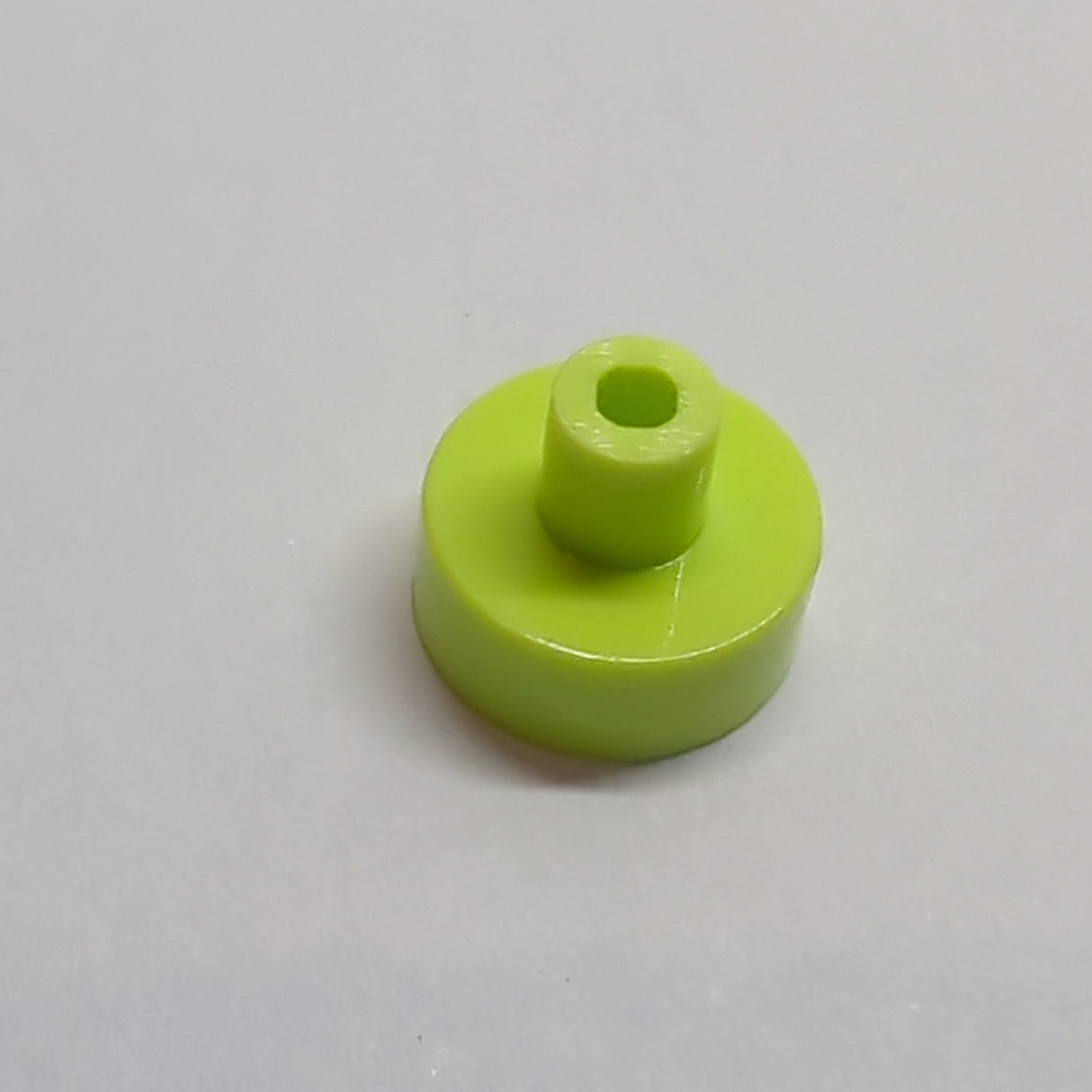 NEU Fliese, rund 1 x 1 mit Stab / Pinhalter mintgrün