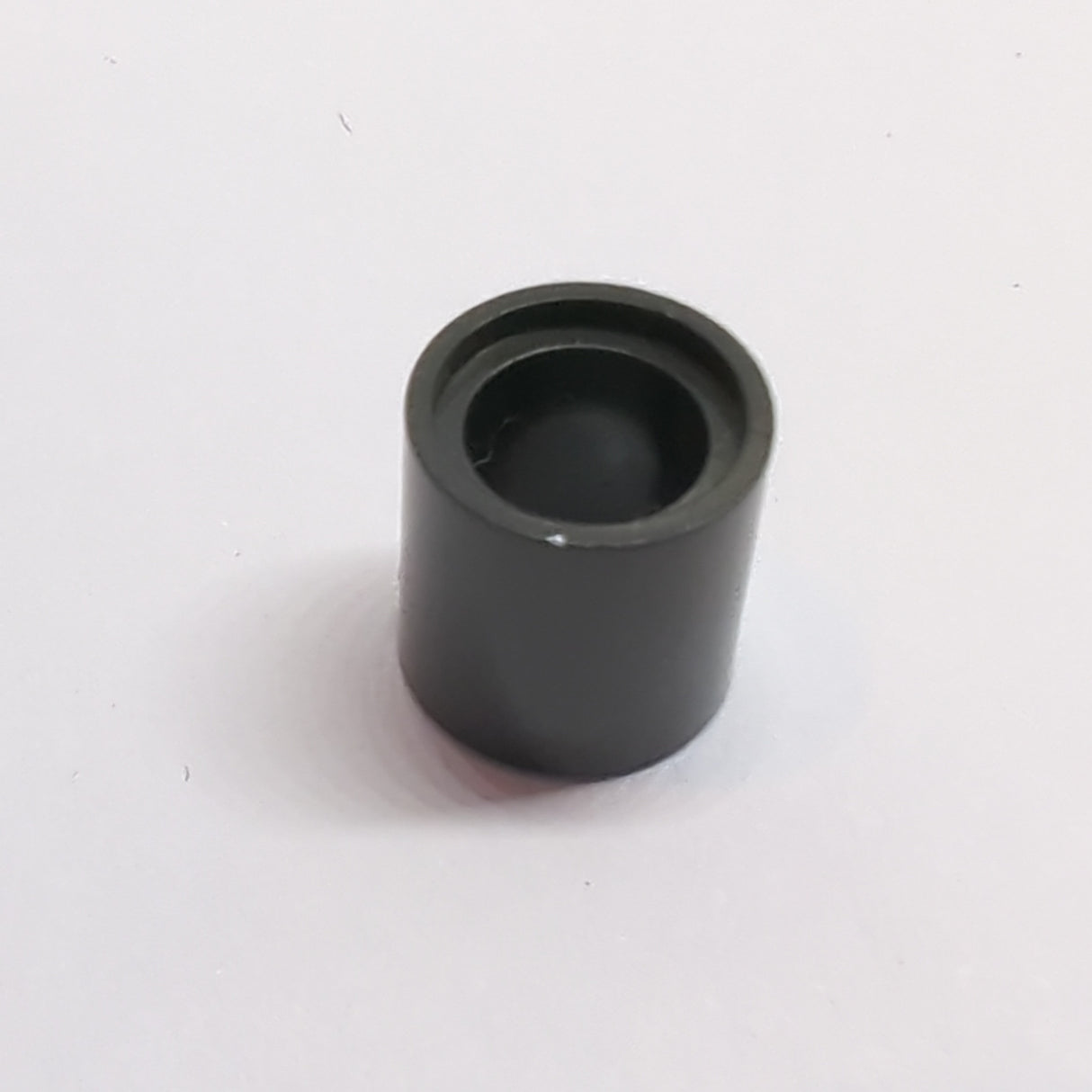 NEU Technik, Liftarm dick 1 x 1 Abstandhalter titan