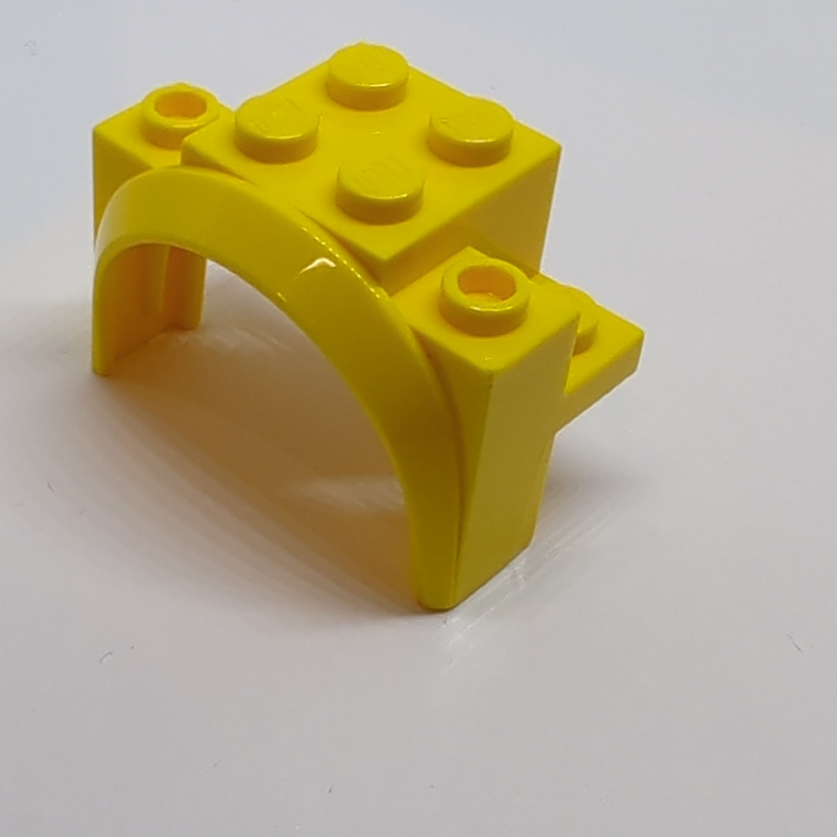 NEU Fahrzeug, Kotflügel 4 x 2 1/2 x 2 1/3 mit Bogen rund gelb