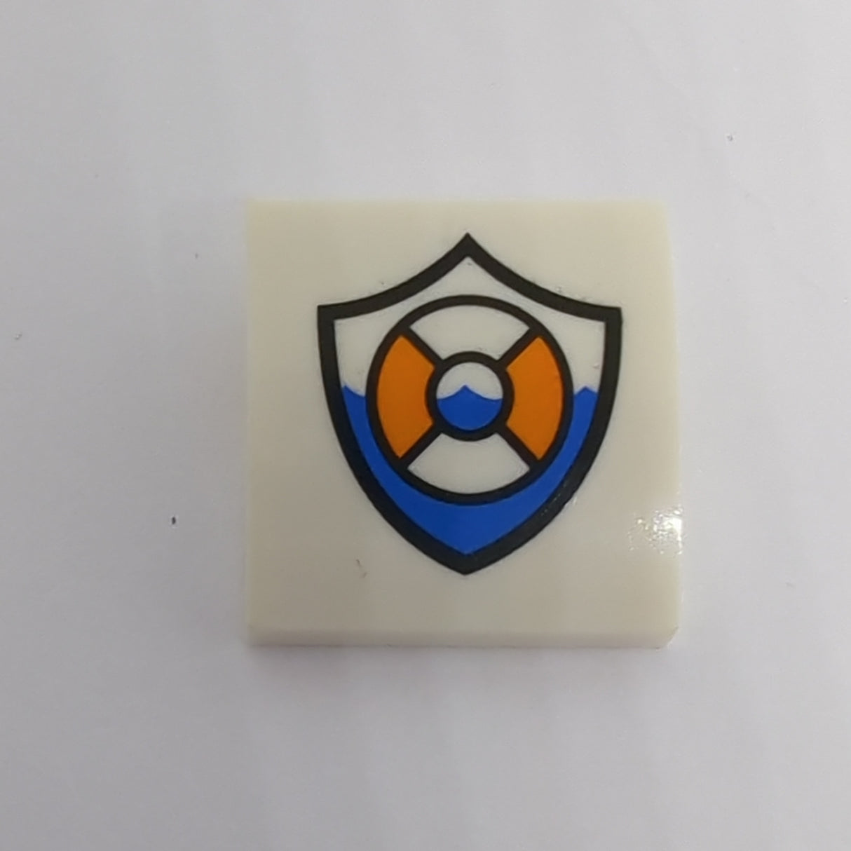 2x2 Halbbogenstein flach keine Noppen mit Logo der Küstenwache bedruckt weiss white