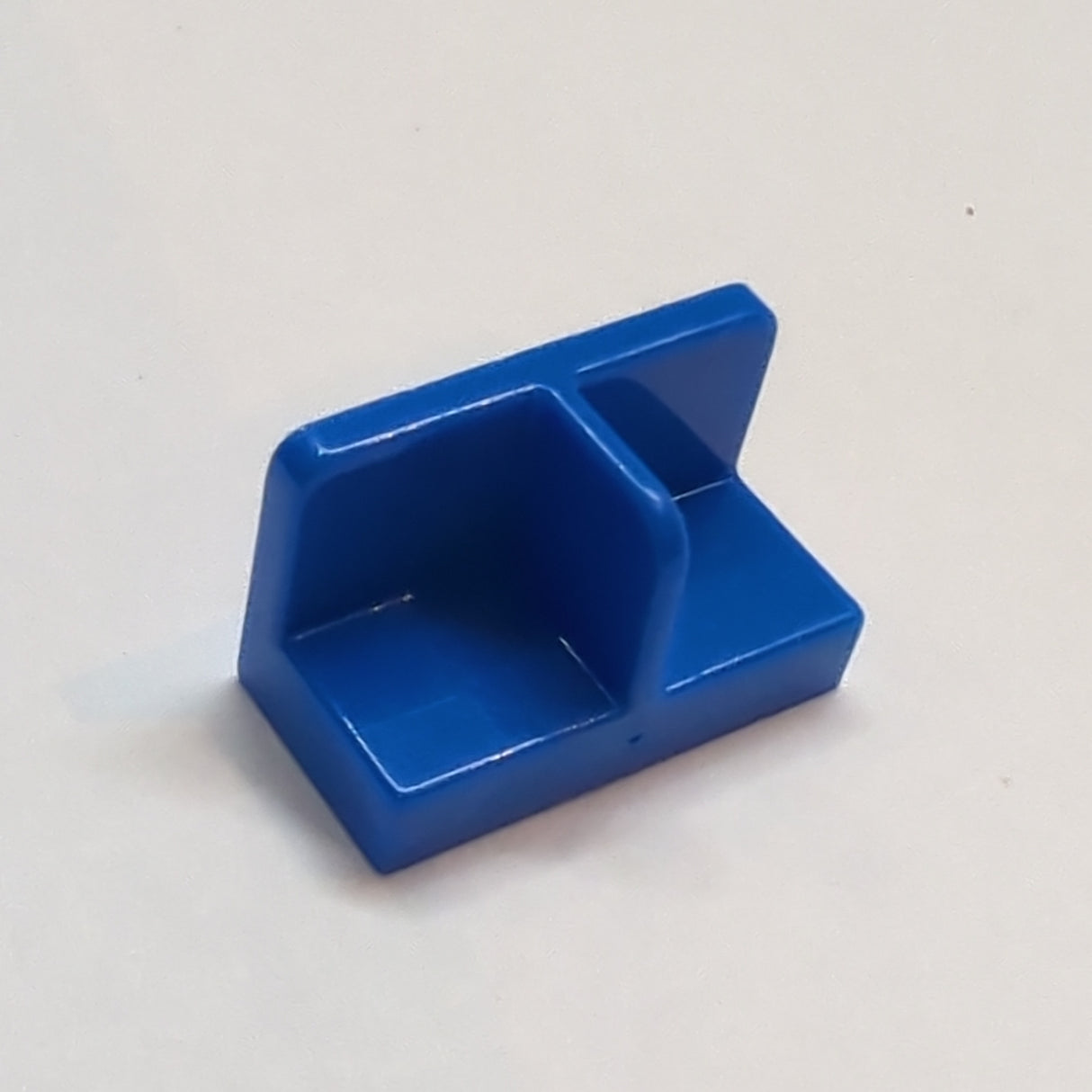 1x2x1 Paneel mit mittiger Wand blau blue