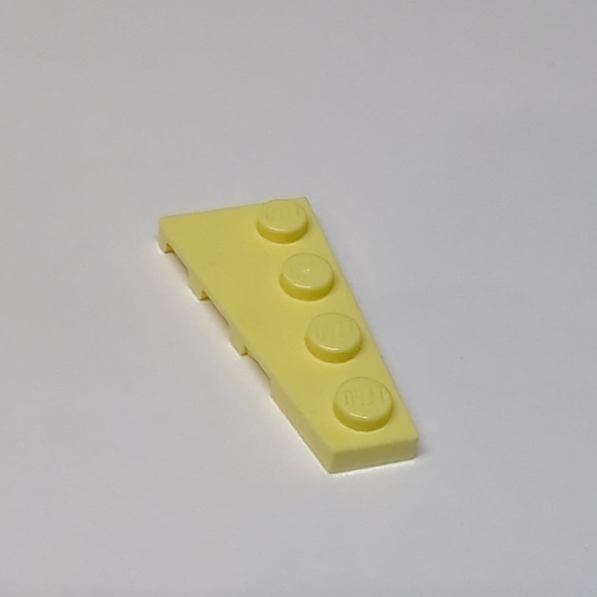 NEU Keil, Platte 4 x 2 rechts hellgelb