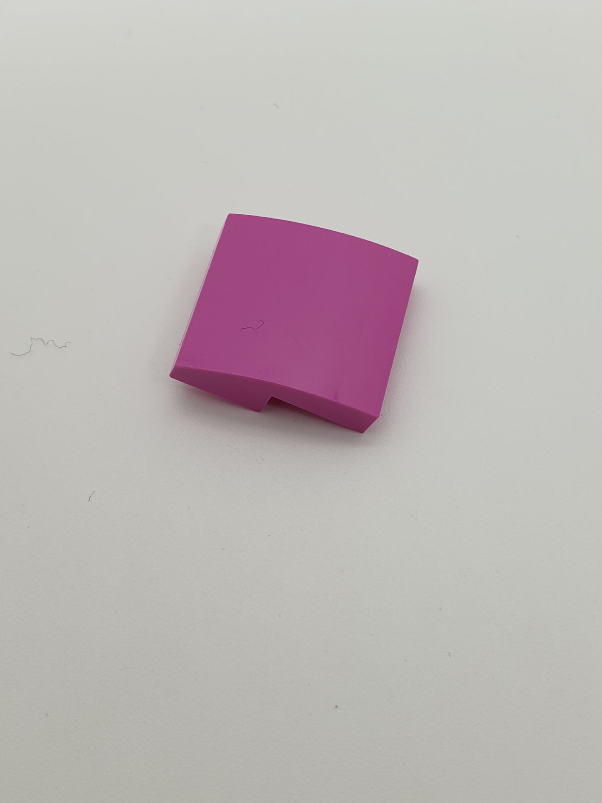 NEU Halbbogenstein flach 2 x 2 x 2/3 knallpink