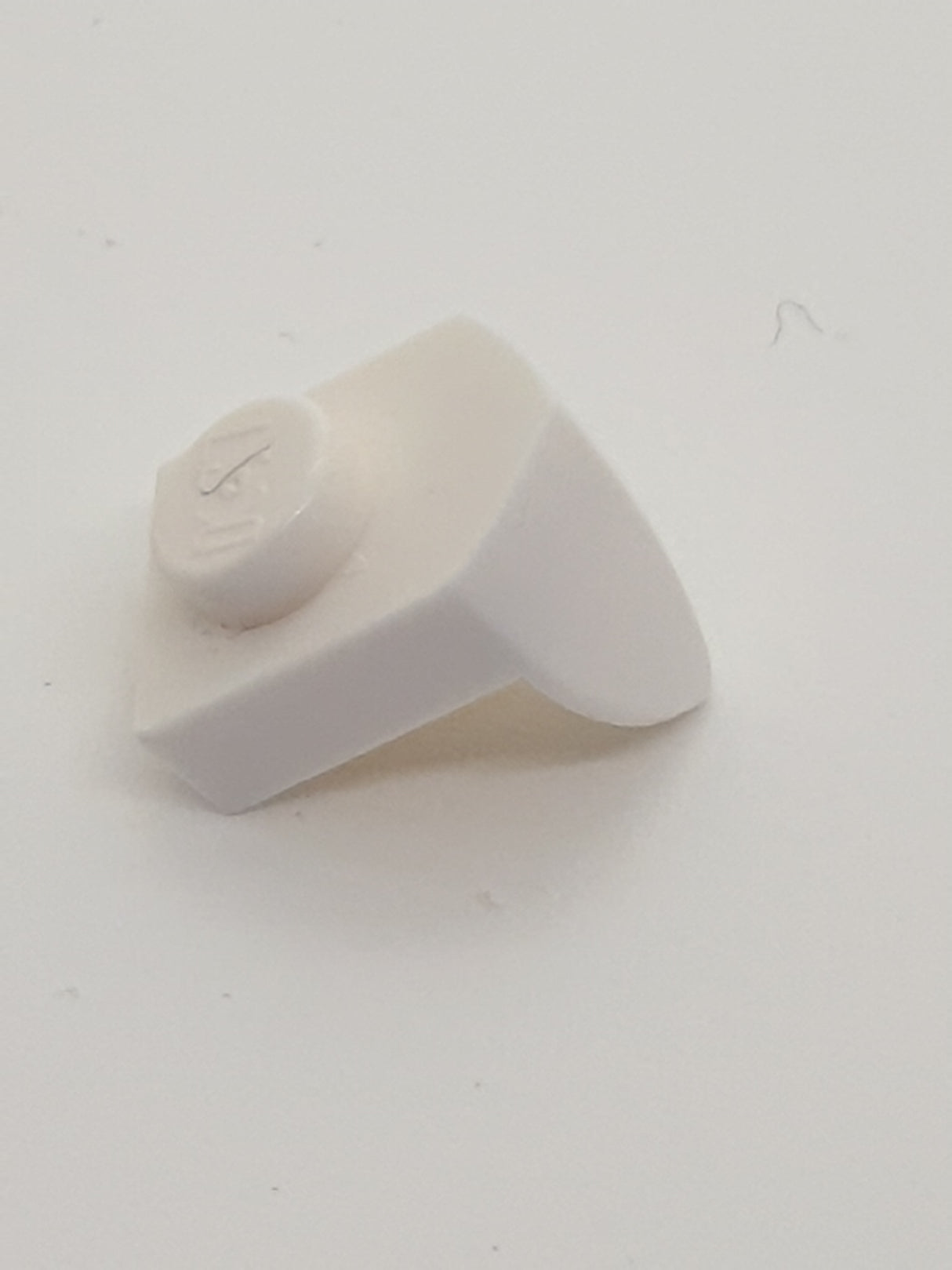 NEU Platte, modifiziert 1 x 1 mit Zahn vertikal weiß