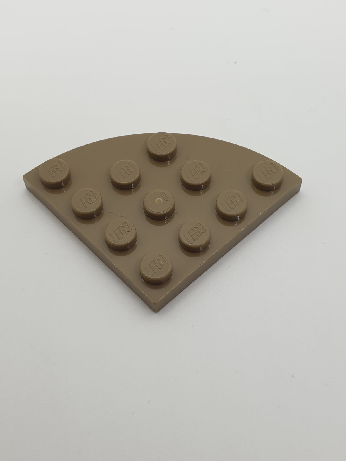 NEU Platte, abgerundete Ecke 4 x 4 dunkelbeige