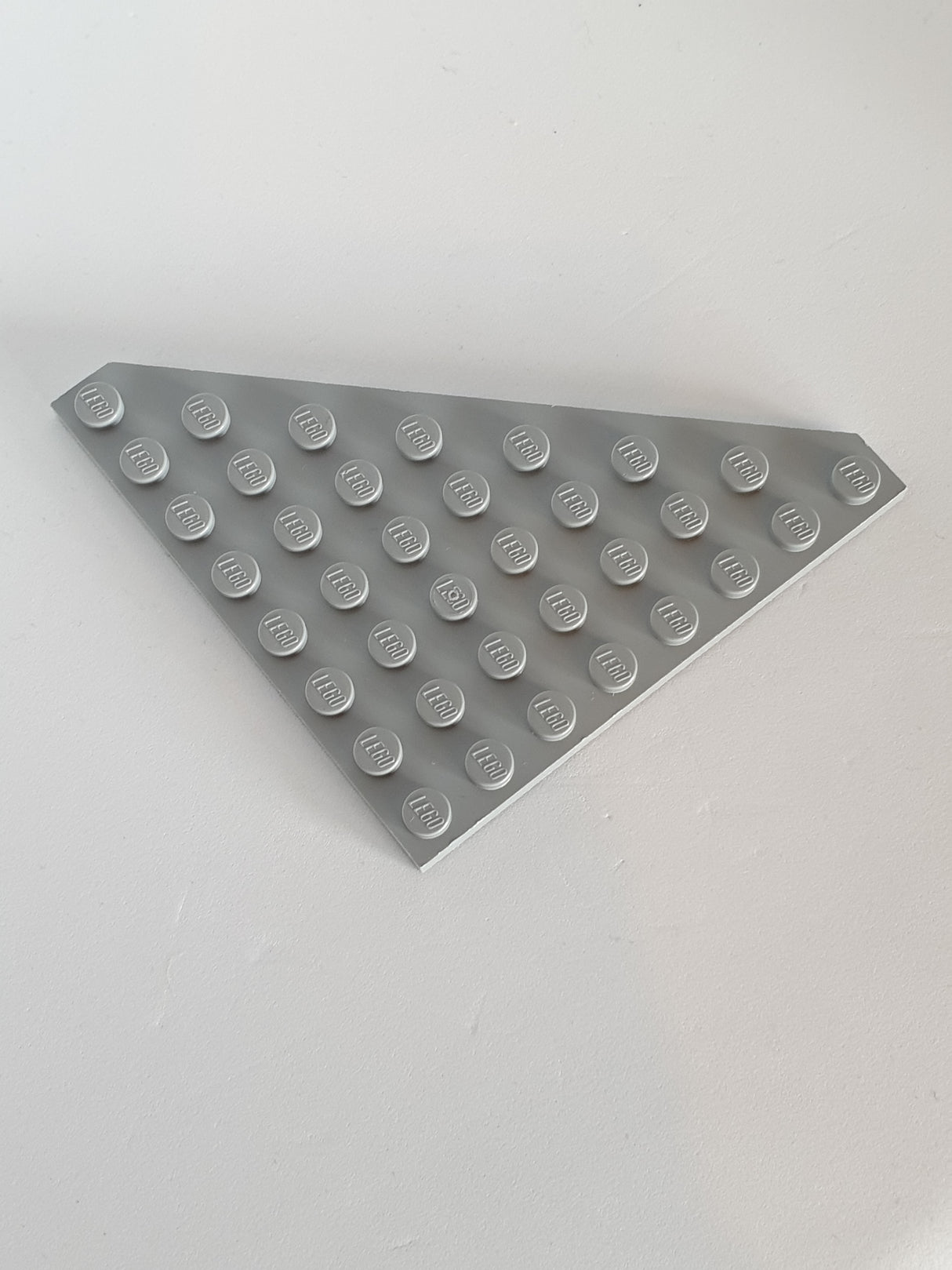 NEU Keil, Platte 8 x 8 geschnittene Ecke neuhellgrau