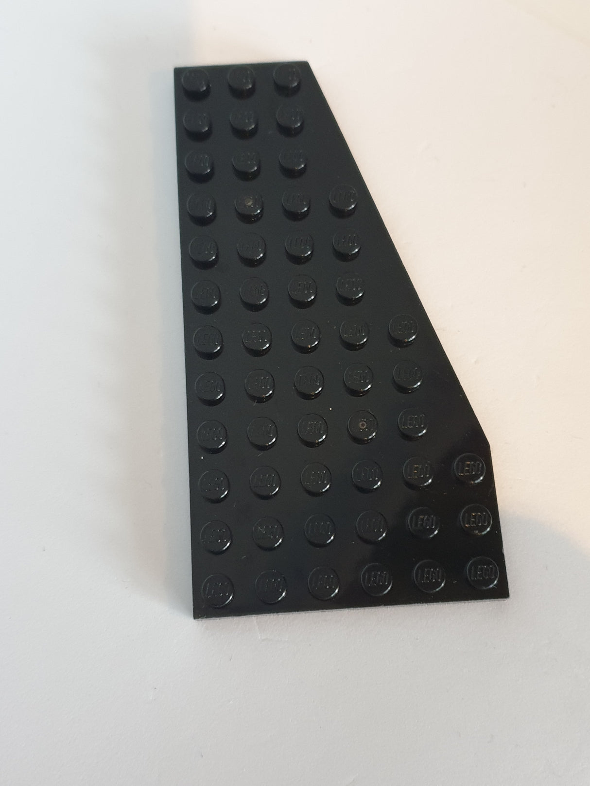 NEU Keilplatte 12 x 6 Rechts schwarz