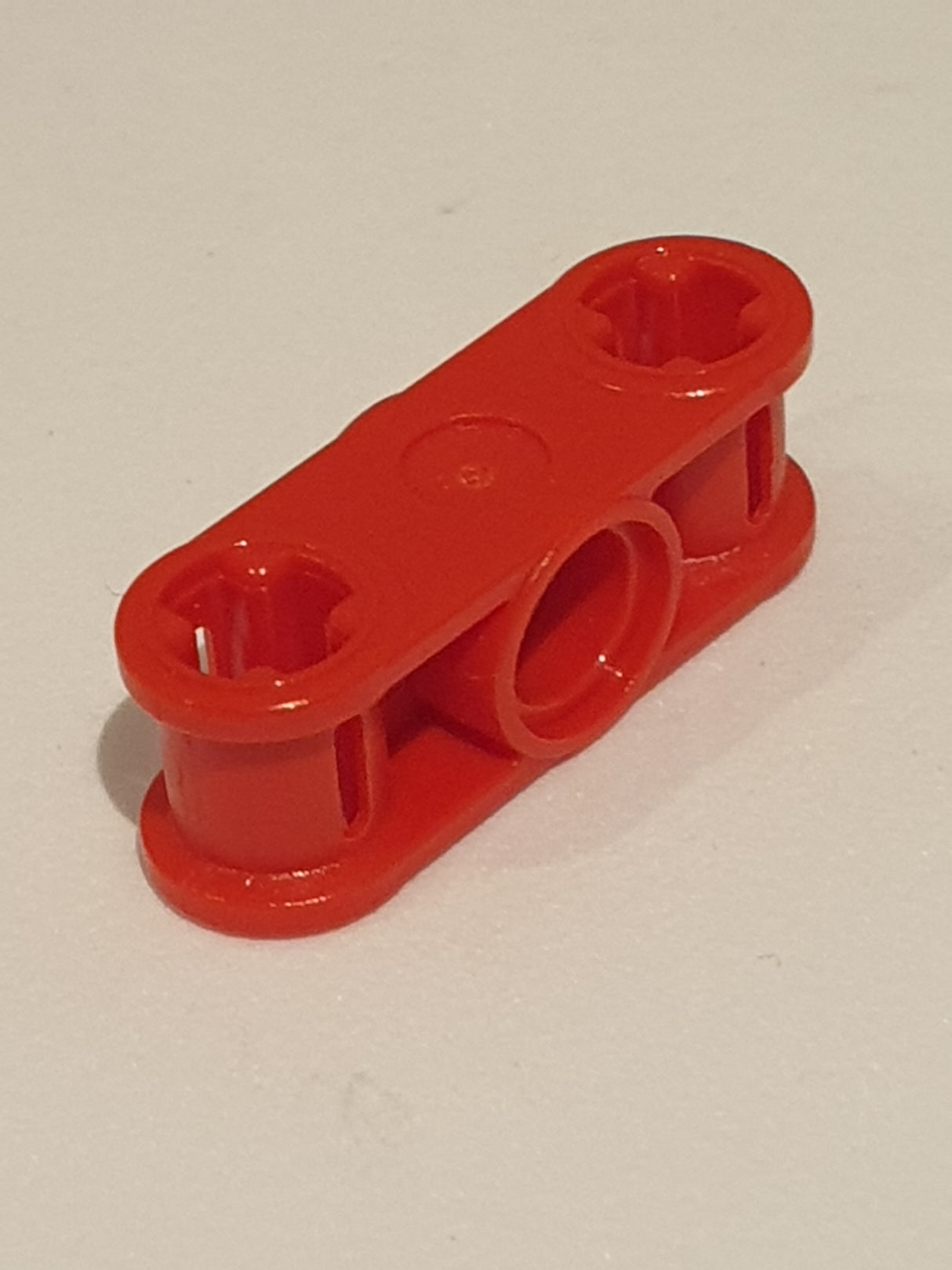 NEU Technik, Achs- Pin- Verbinder and Pin Connector senkrecht 3L mit Pinloch rot