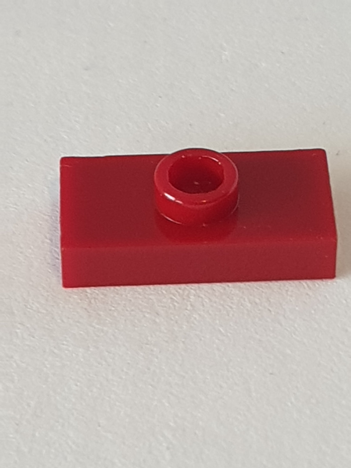 NEU Platte, modifiziert 1 x 2 mit Noppe, Nut und Noppenhalter (Jumper) dunkelrot