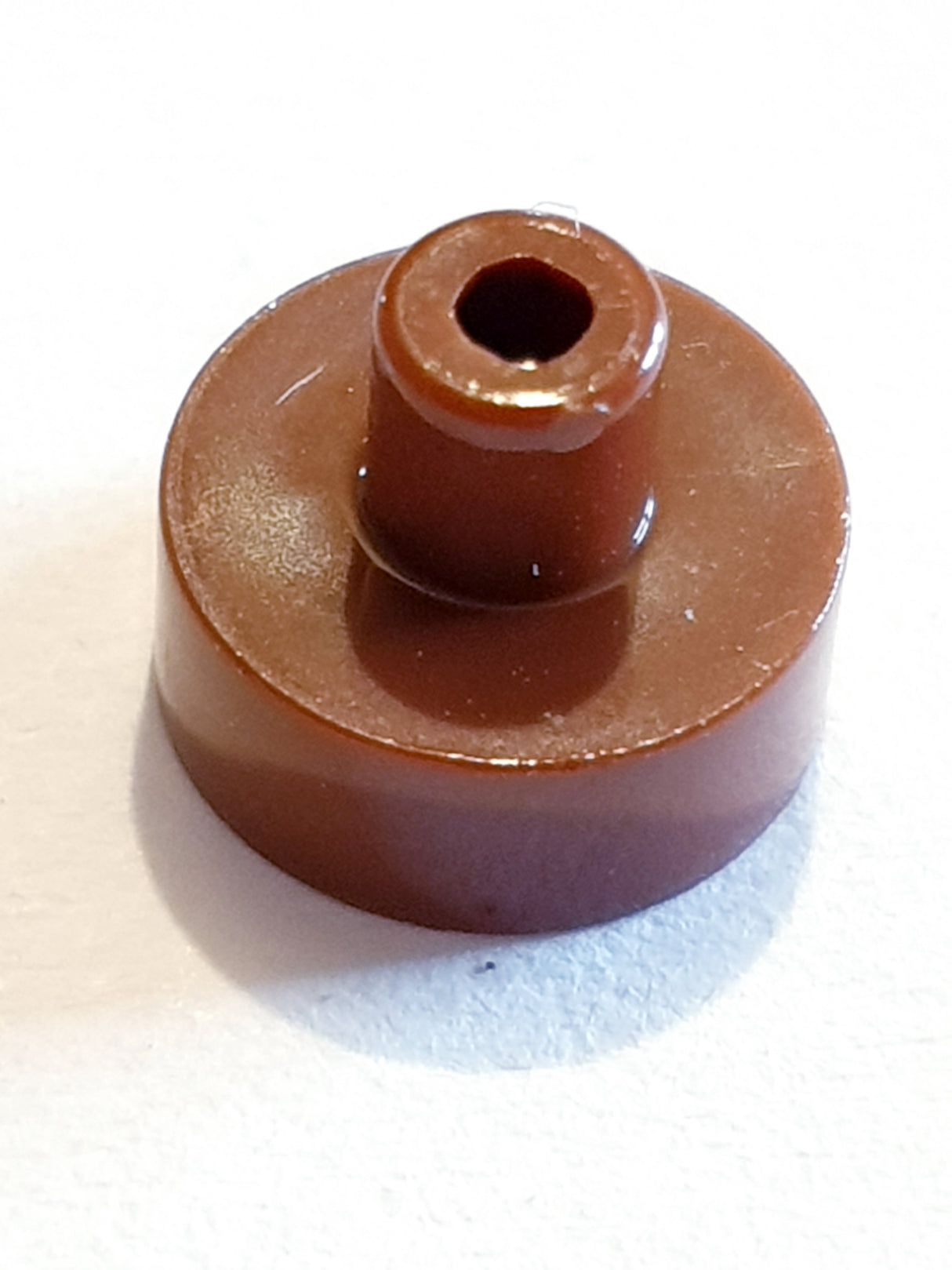 NEU Fliese, rund 1 x 1 mit Stab / Pinhalter neubraun