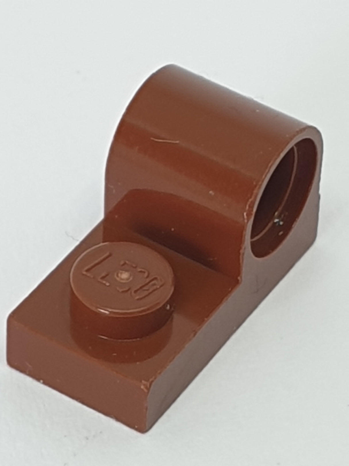 NEU Platte, modifiziert 1 x 2 mit Pinloch oben neubraun