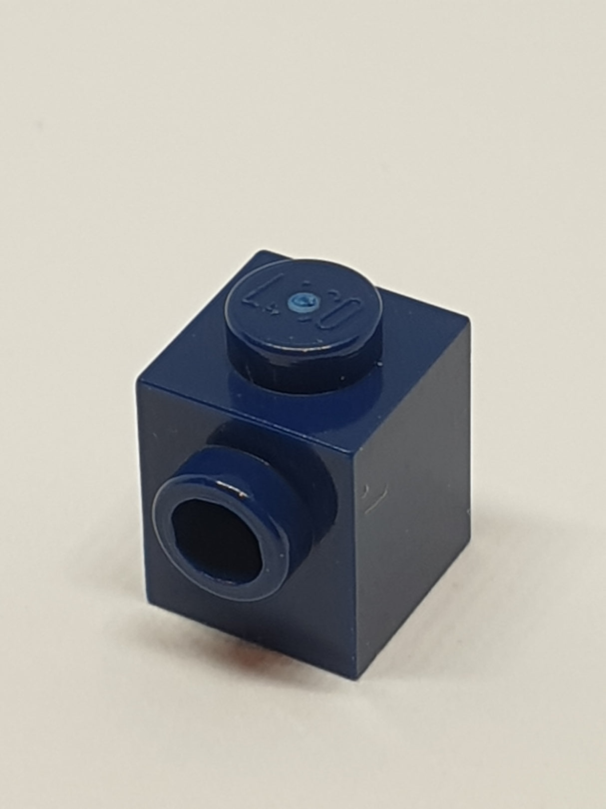 NEU Stein modifiziert 1 x 1 mit Noppe an einer Seite dunkelblau