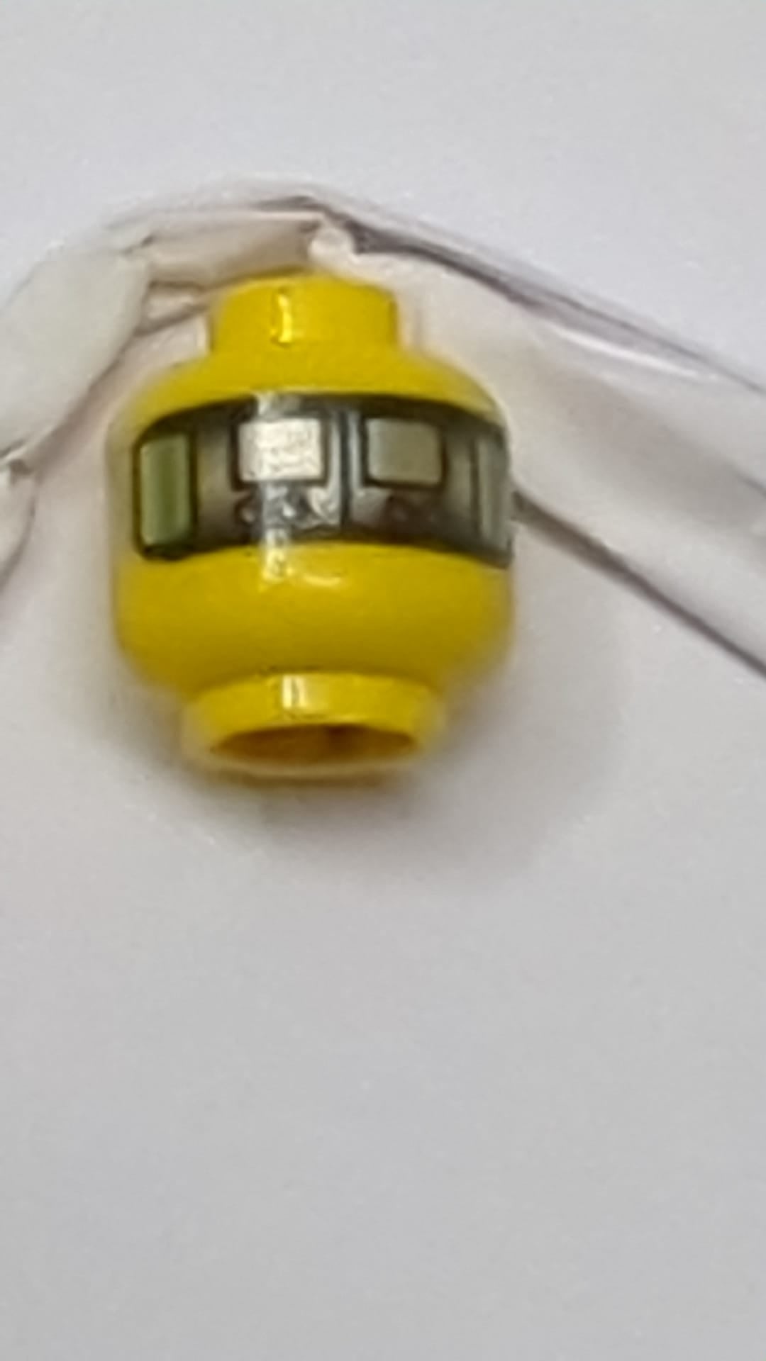 Minifigur, Alienkopf mit SW-grauen Augenbrauen, Implantat auf dem Rücken, Muster „Lobot“ gelb