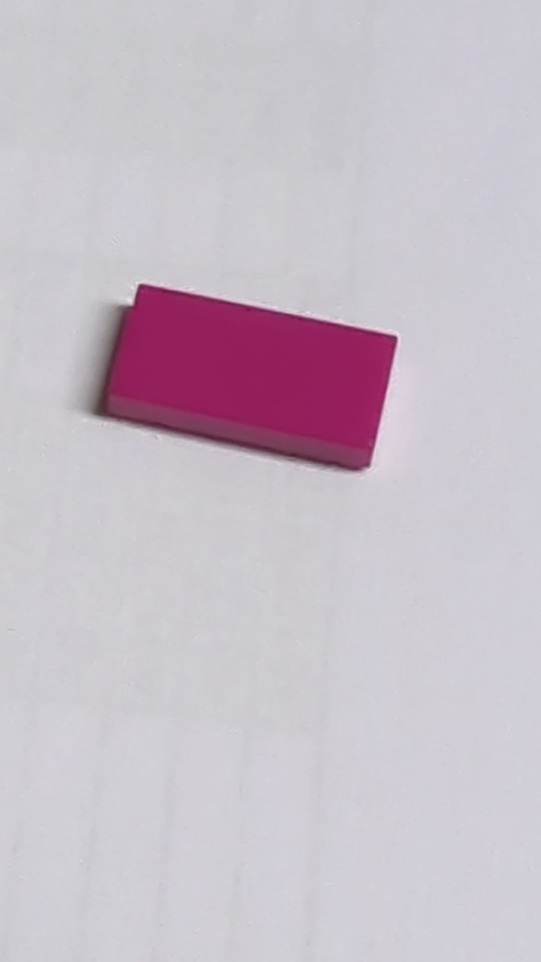 NEU 1x2 Fliese magenta