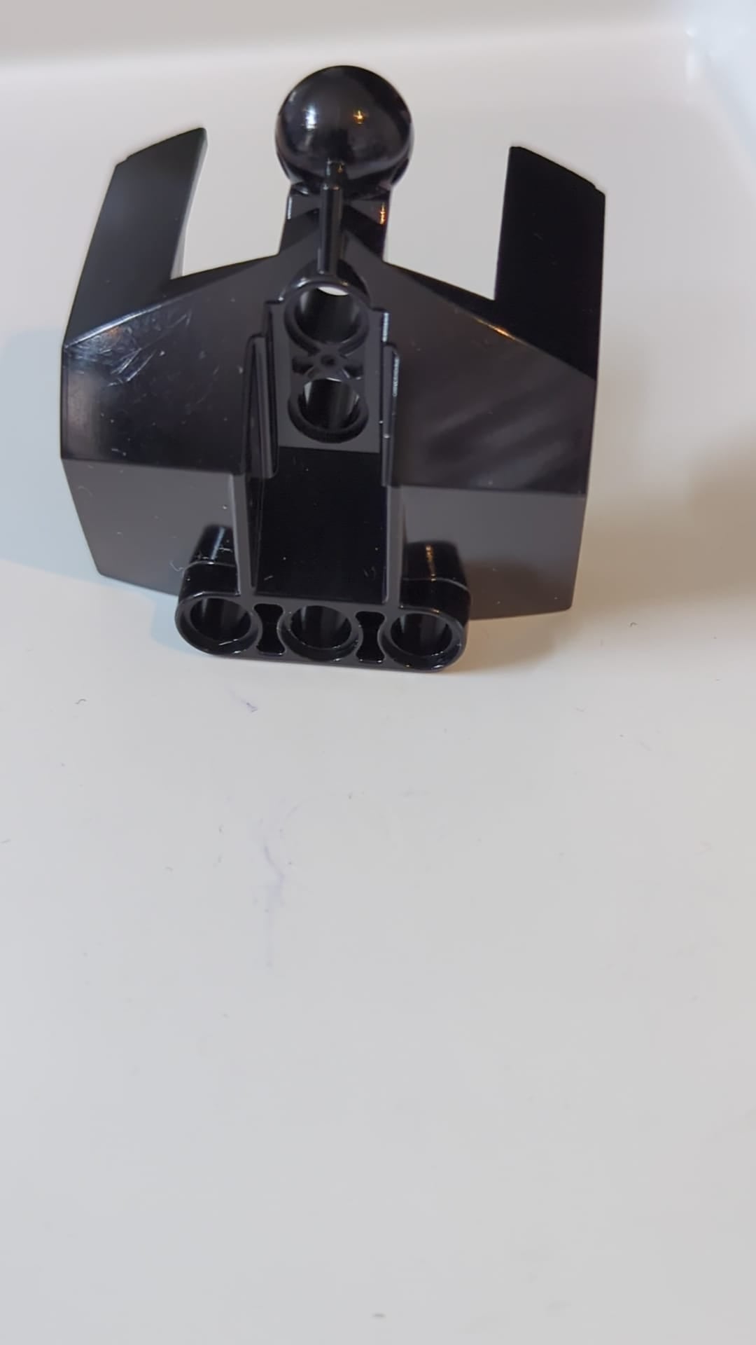 Brustpanzer für große Figuren mit Löchern und Kugelgelenk schwarz