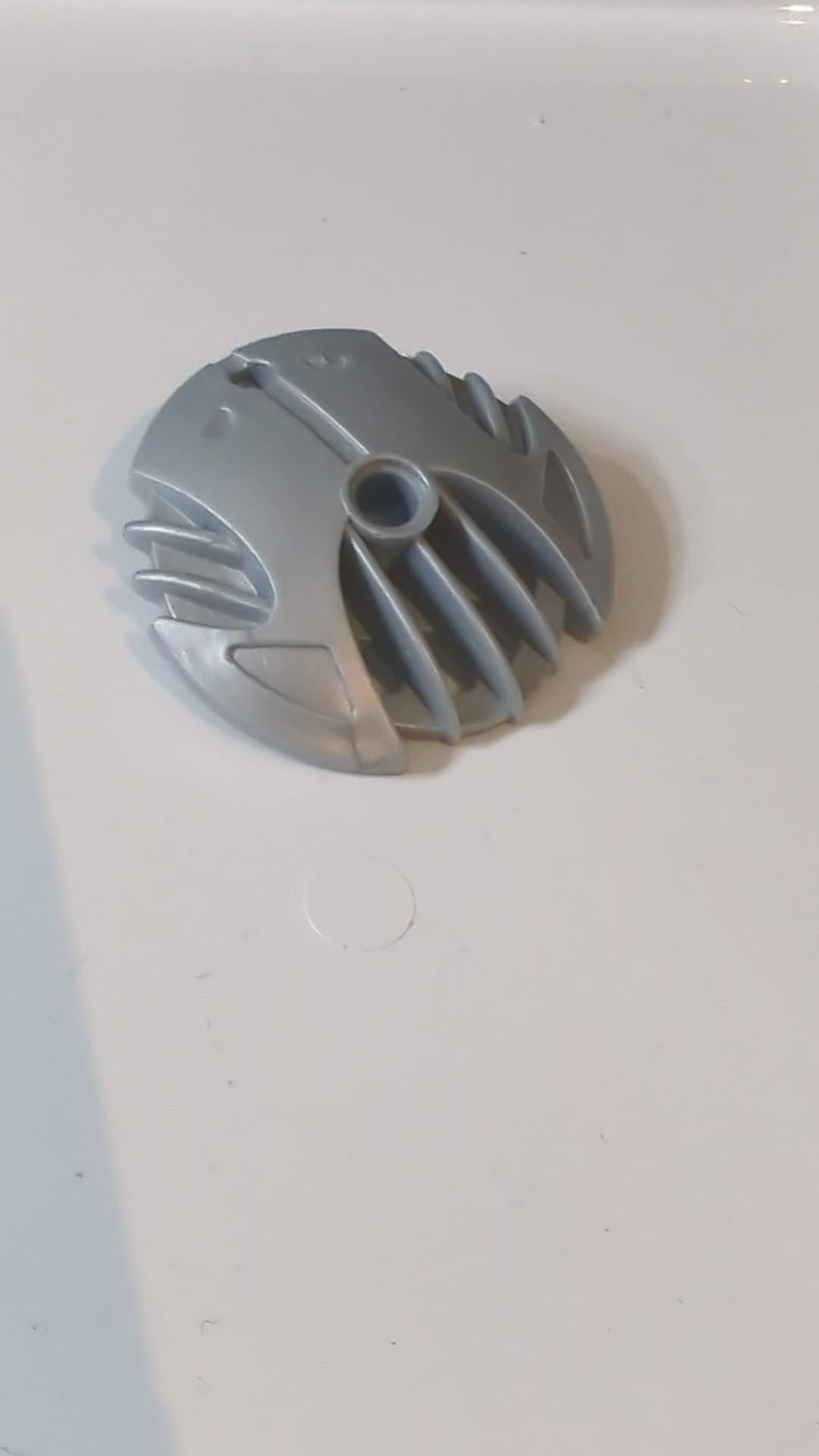 5x5 Bionicle-Waffe Schild mit 7 Flossen pearl hellgrau