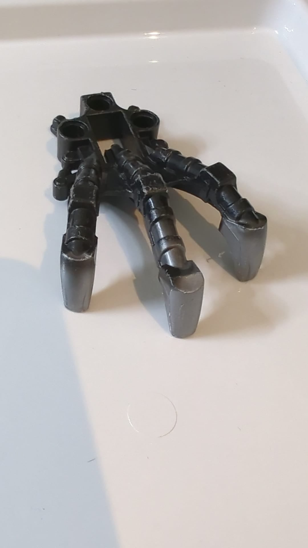 Bionicle-Fuß Piraka mit Krallen und marmoriertem, perlmuttfarbenem, hellgrauem Muster schwarz