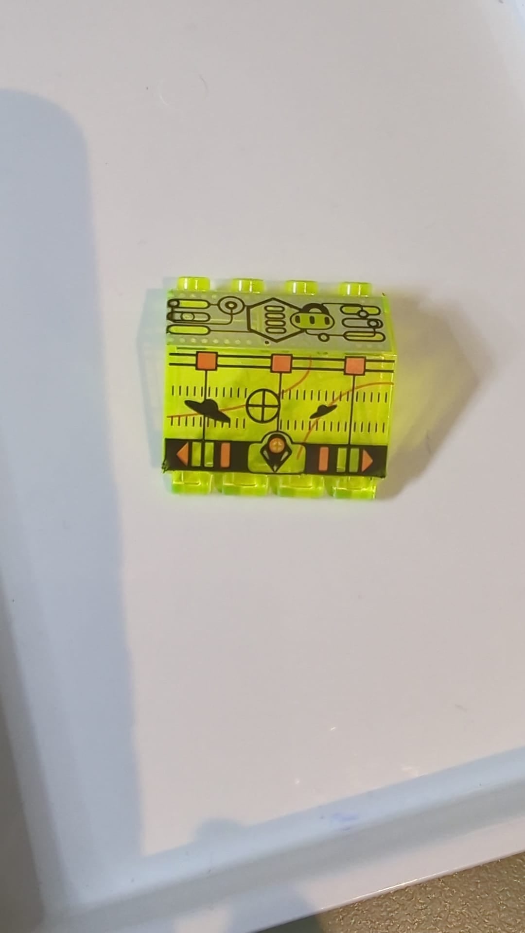 2x4x3 1/3 Paneel mit Scharnier und UFO-Muster transparent neongrün