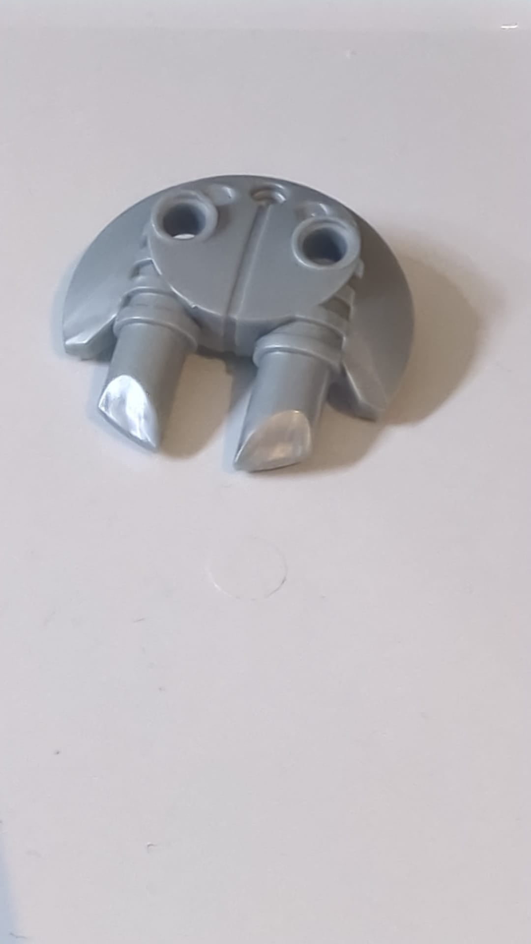 5x5 Bionicle-Waffe Schild mit zwei runden Zinken pearl hellgrau
