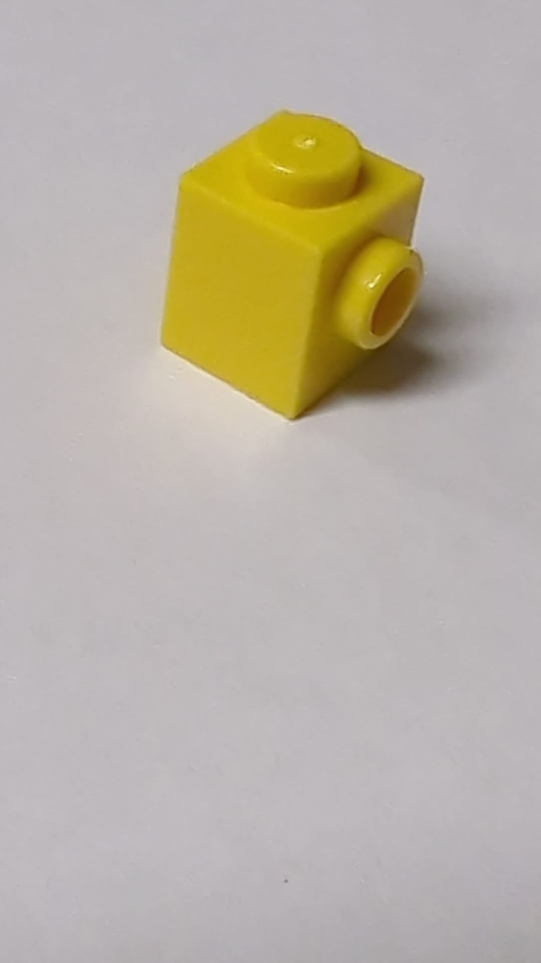 NEU Brick, Modified 1 x 1 with Stud on Side gelb yellow