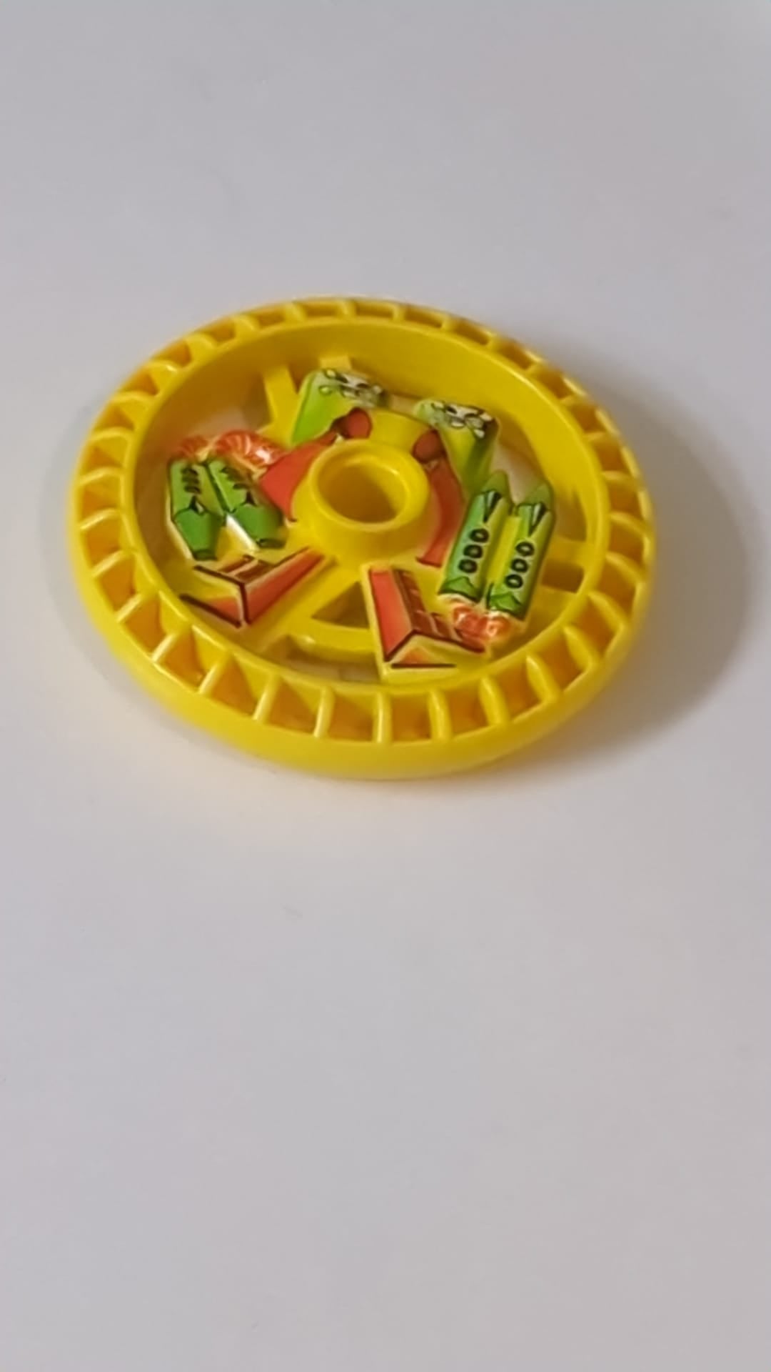 5x5 Technik Disk – RoboRider-Talisman-Rad, Giftgrün mit Robotermuster gelb