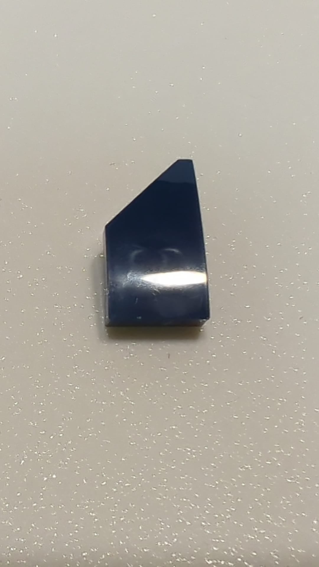 NEU Fliese gebogen Keil 2 x 1 x 2/3 Links dunkelblau