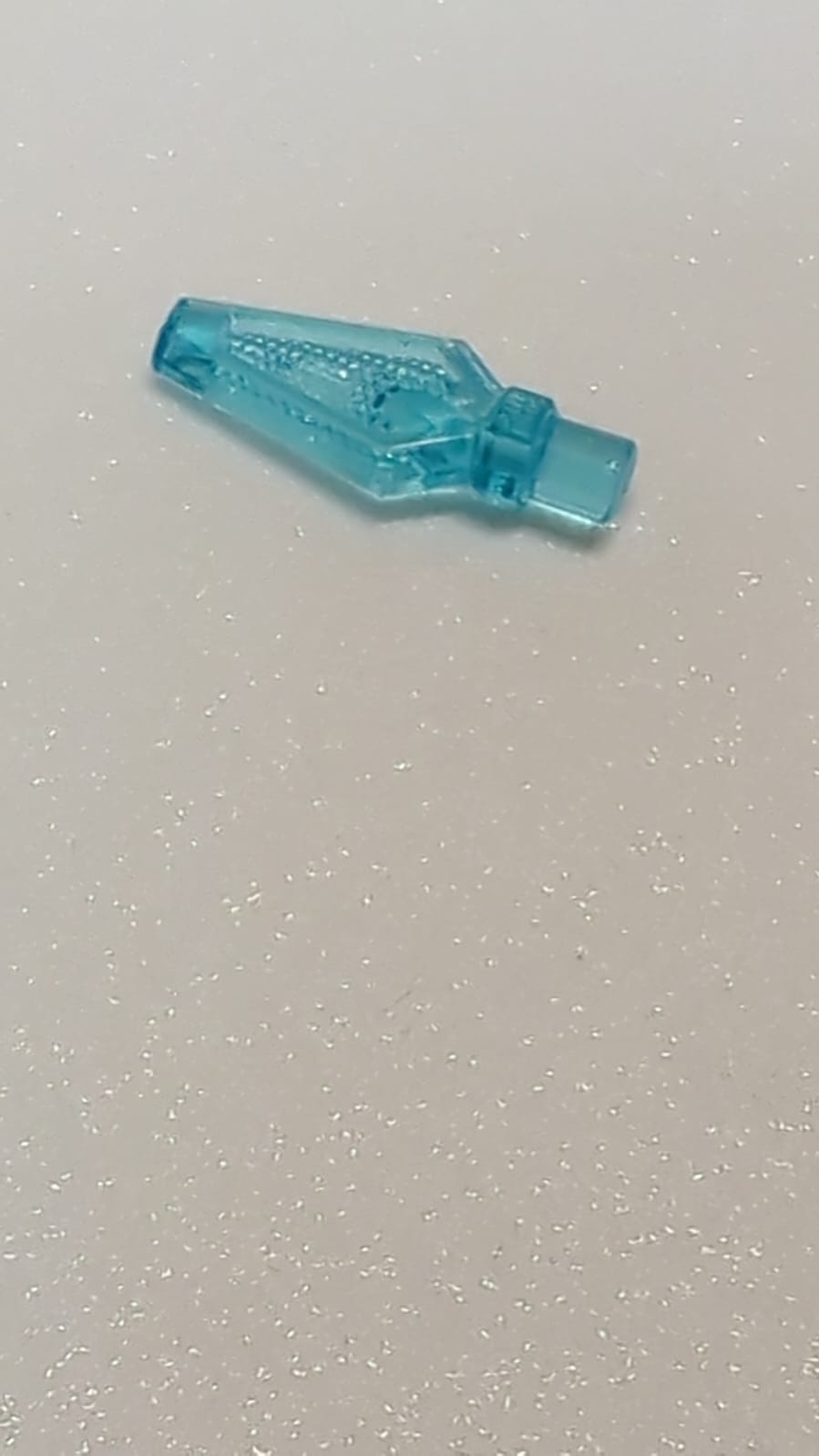 NEU Minifigur, Waffenspeerspitze transparent hellblau