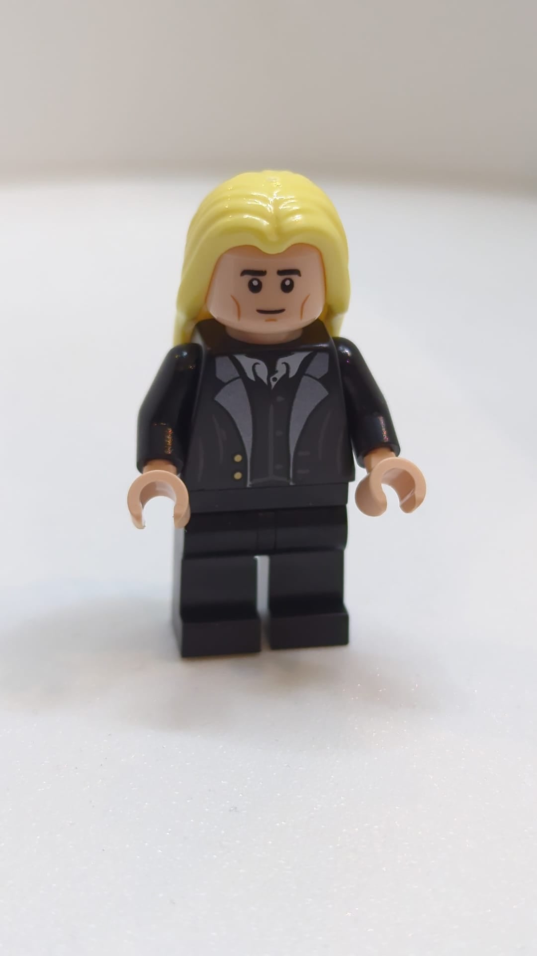 NEU Lucius Malfoy - schwarze Kleidung, hellgelbe lange Haare hp526