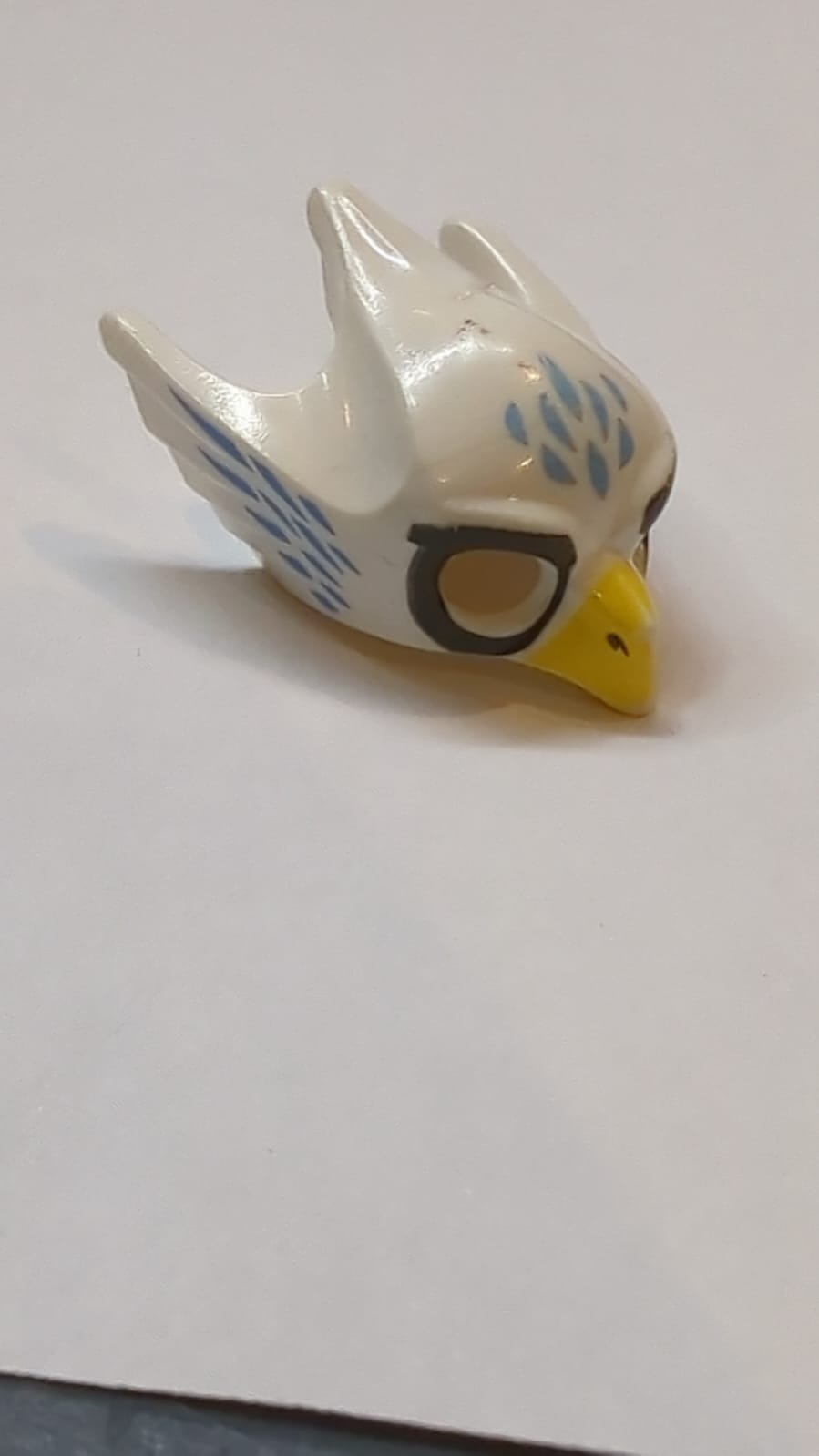 Minifigure, Headgear Mask Bird / Eagle with Yellow Beak, Medium Blue Feathers and Black Eye Circles Pattern
