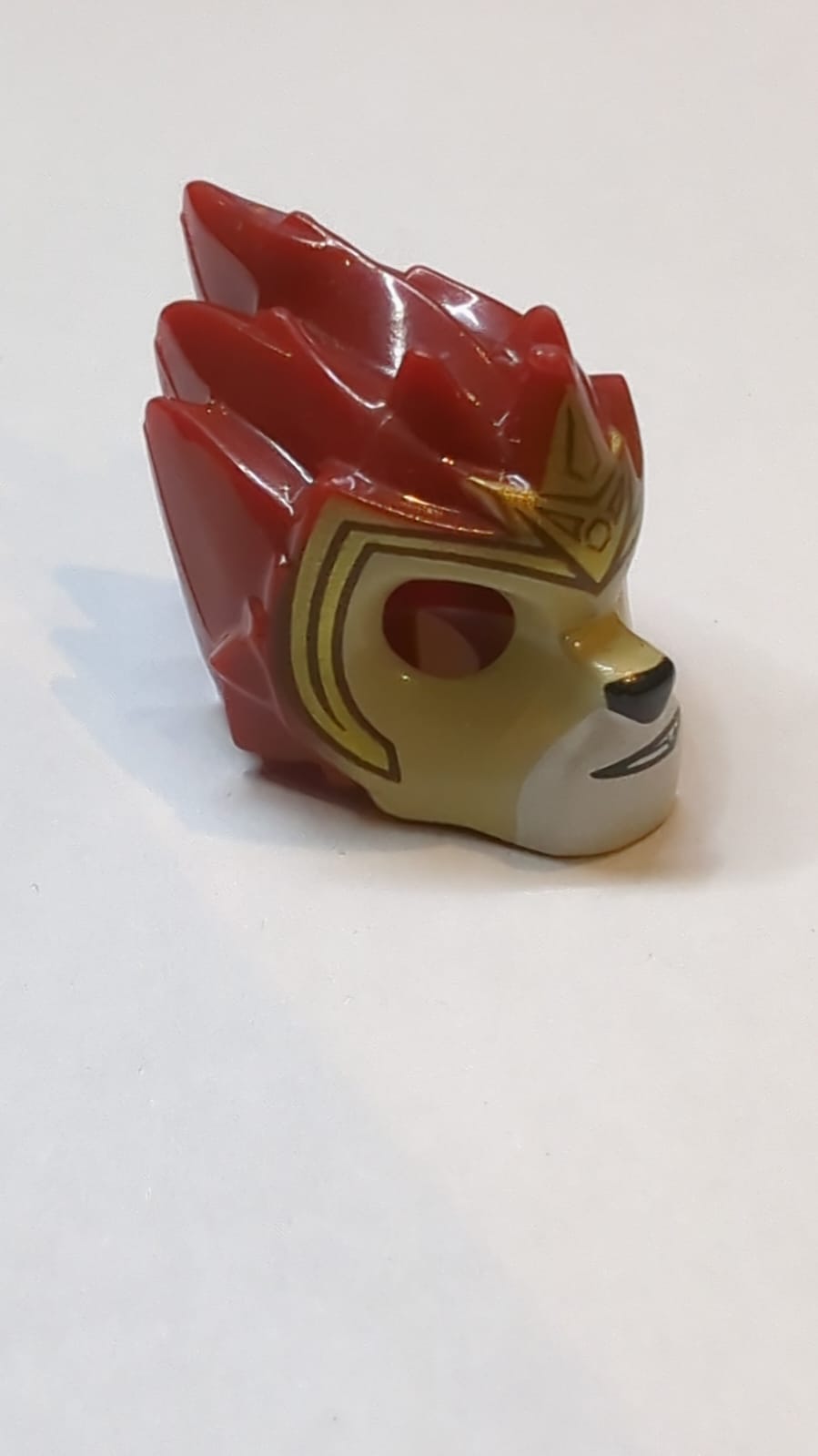 Minifigure, Headgear Mask Lion with Tan Face and Gold Crown Small Pattern