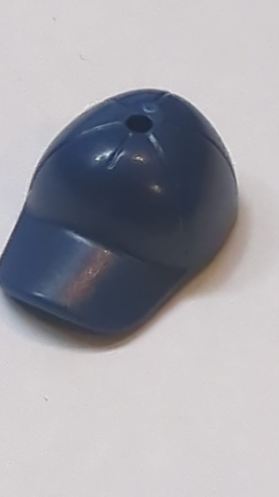 Kopfbedeckung Cap Kappe Minifigur - kurzer gebogener Schirm, mit Nähten und kleinem Loch dunkelblau