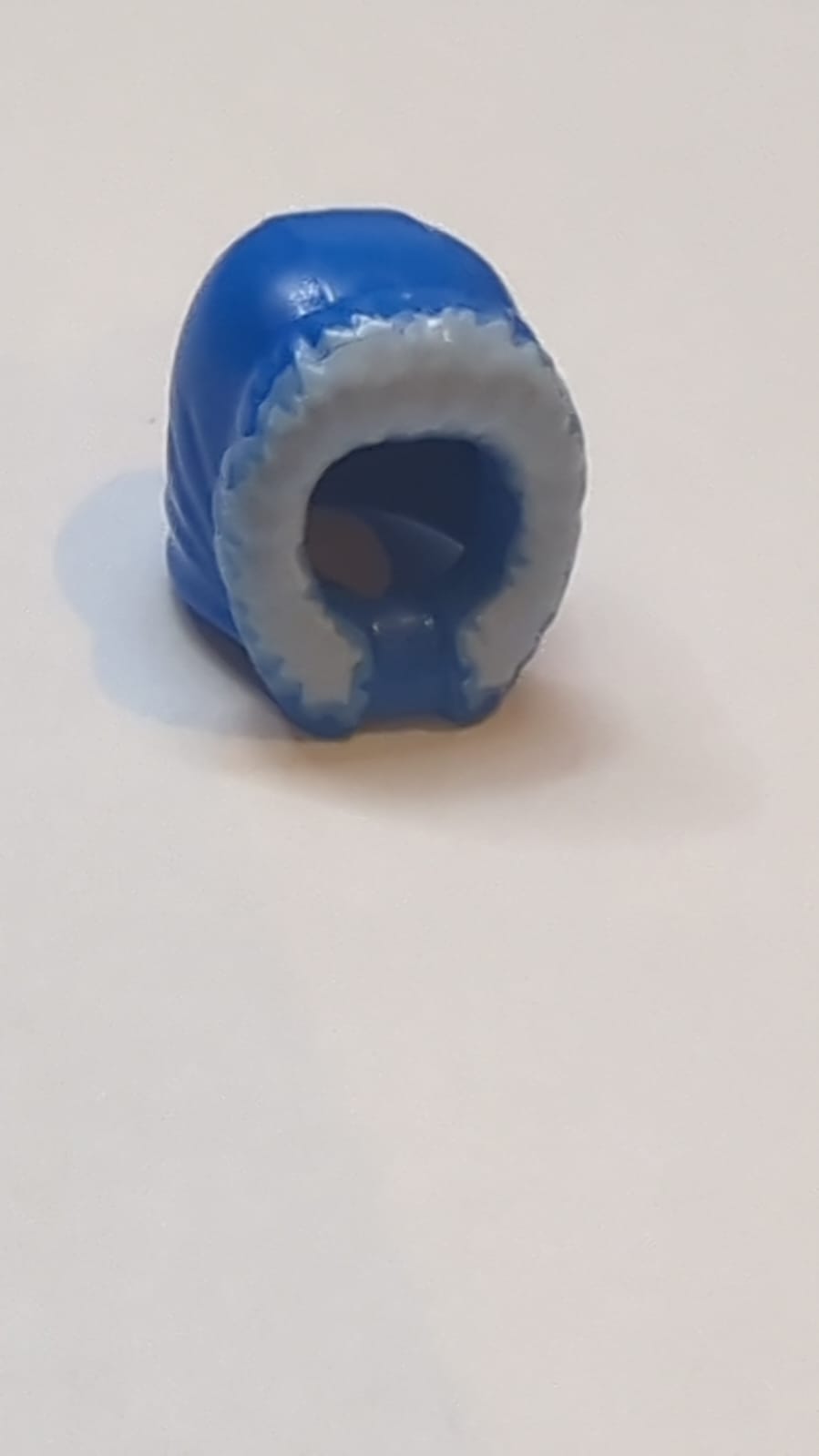 Kopfbekleidung Kapuze mit Fellfütterung, kurz mit blauer Kapuze und Kinnriemenmuster hellblau