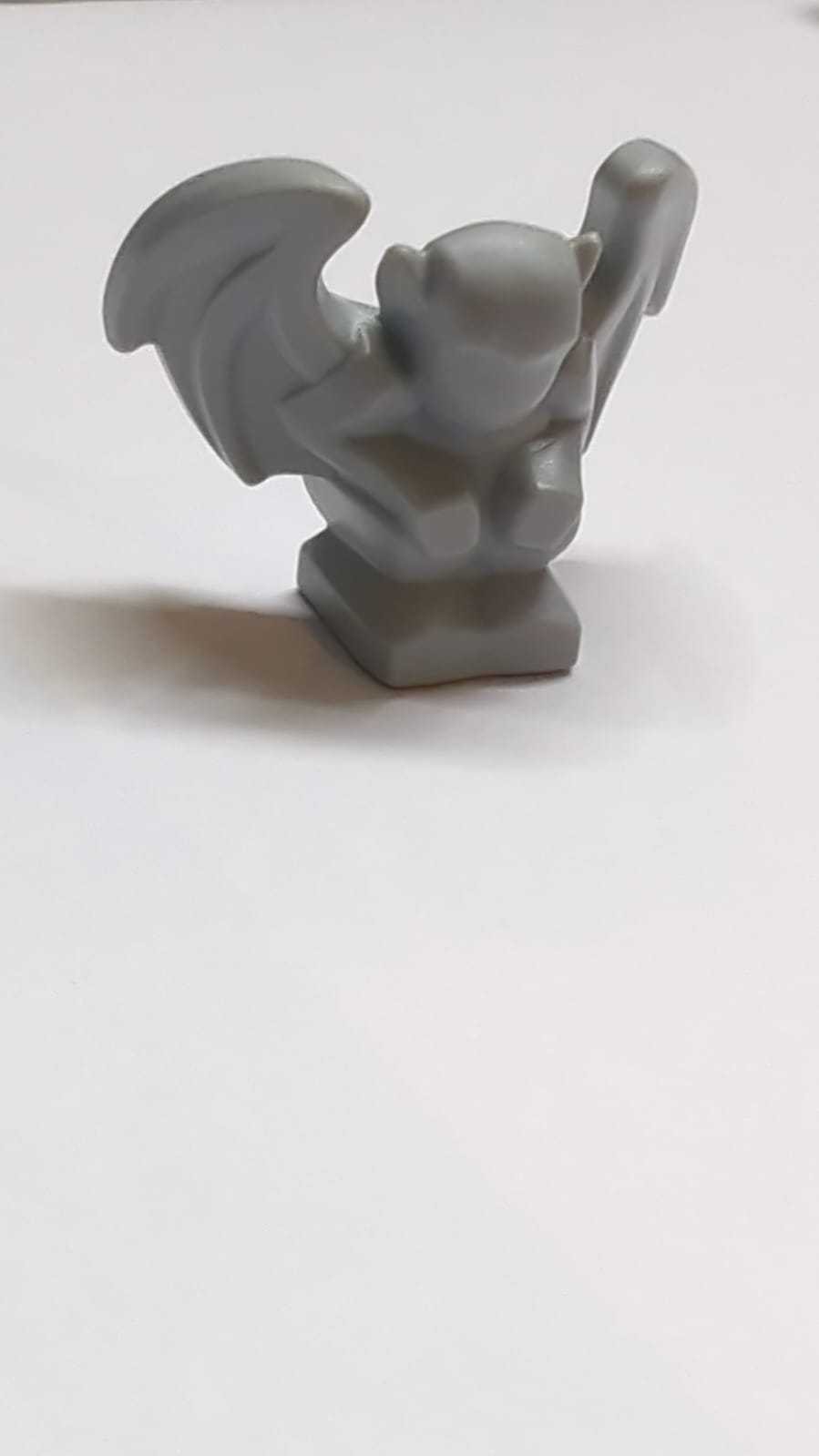 NEU Gargoyle neuhellgrau