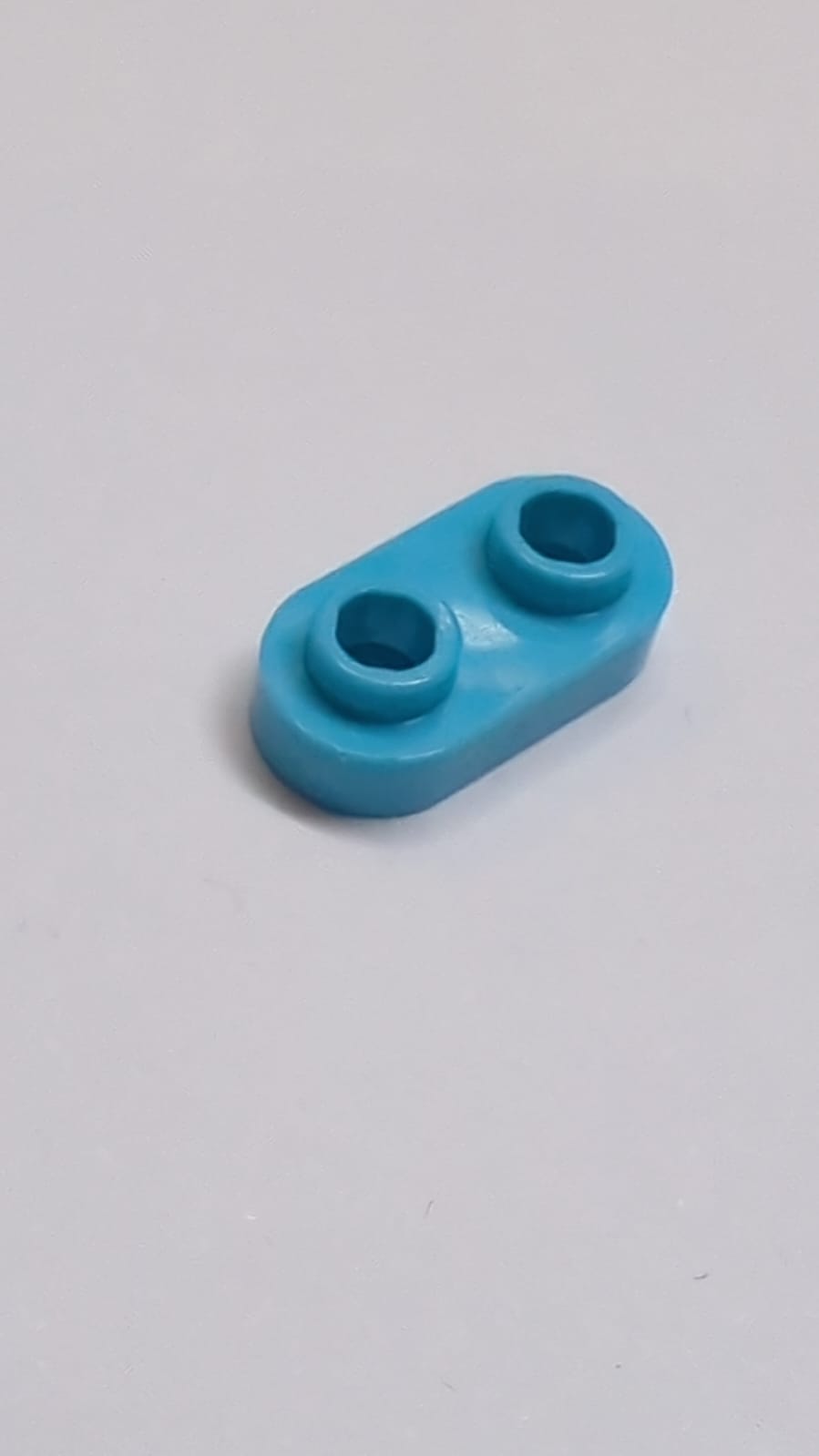 NEU Platte, rund 1 x 2 mit offenen Noppen azur (medium)