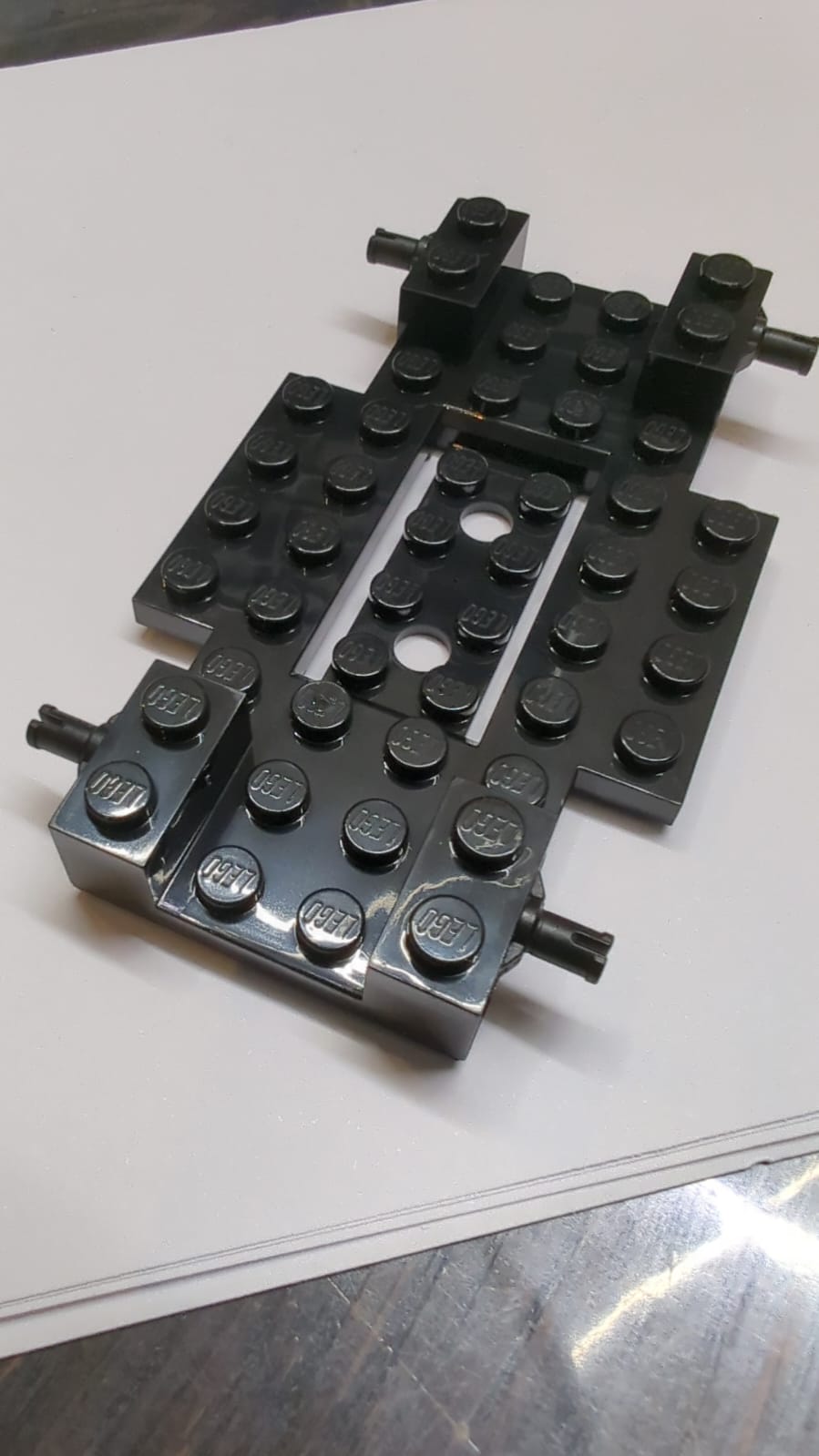 NEU Fahrzeugbasis 6 x 10 x 1 mit 2 x 4 Zentrum und 2 Löchern schwarz