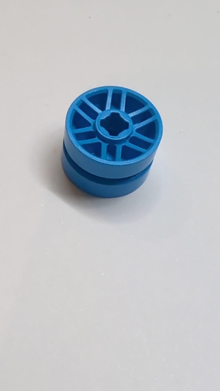 NEU Felge 14mm D. x 9.9mm Achsloch, 6 Doppelspeichen dunkelazur