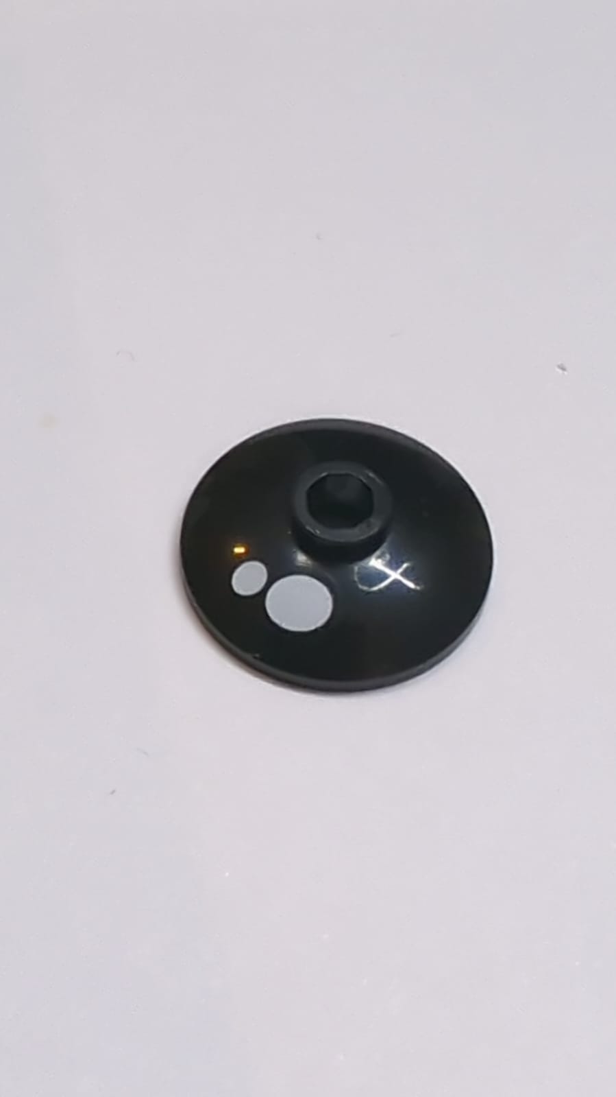 NEU Gericht 2 x 2 Invertiert (Radar) mit Auge mit weißem Kreisreflex-Muster schwarz