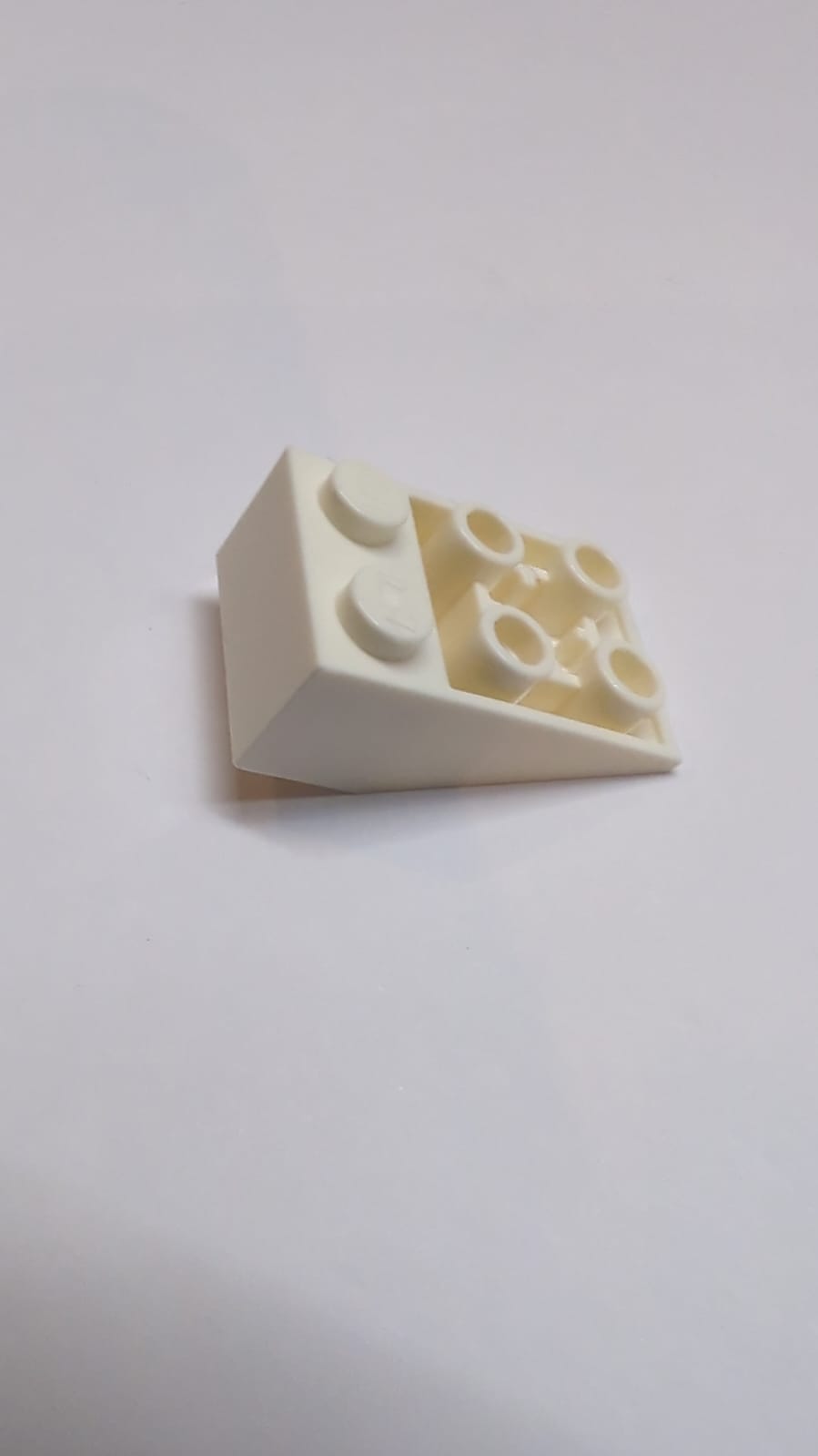 NEU Schrägstein, invert 33 3 x 2 mit Bottomtube weiß