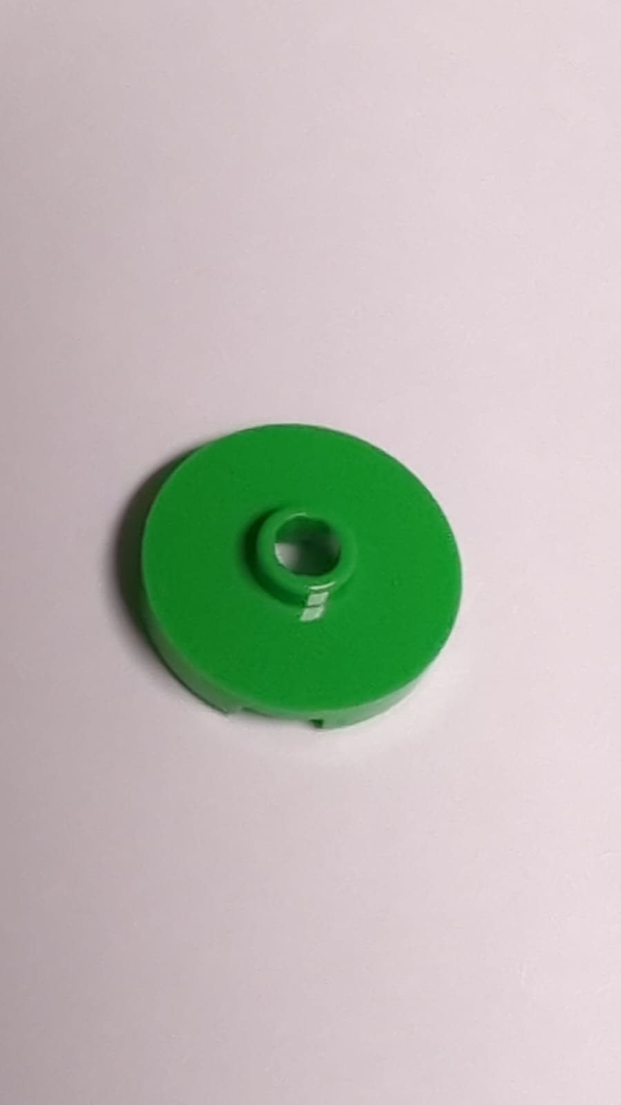 NEU Fliese, rund 2 x 2 mit offener Noppe mediumgrün