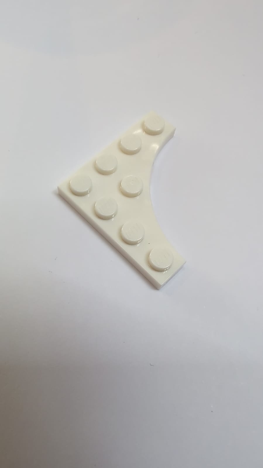 NEU Platte, modifiziert 4 x 4 mit 3 x 3 gebogenem Ausschnitt weiss